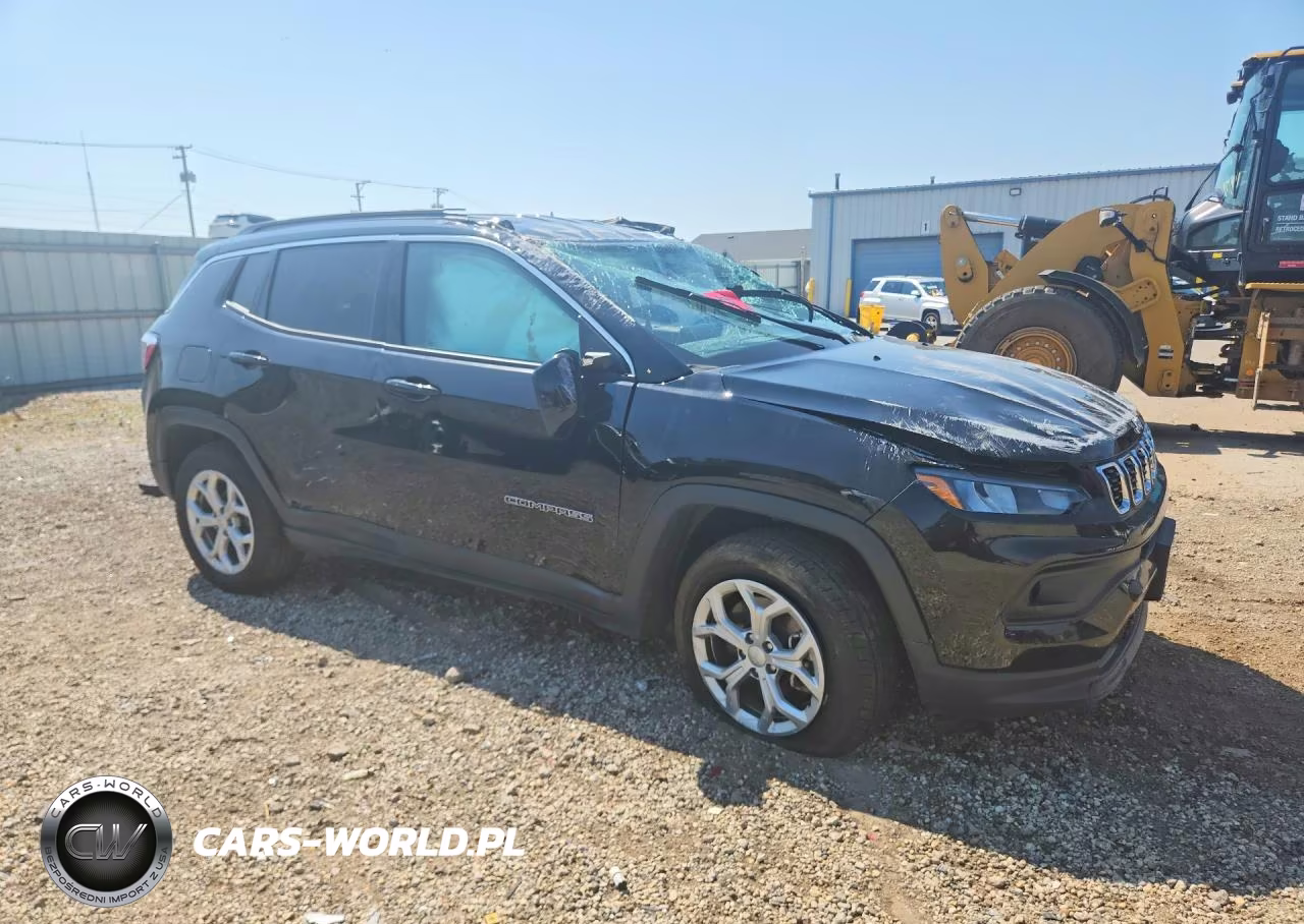 2024 Jeep Compass Latitude VIN:3C4NJDBN1RT109280 - 4