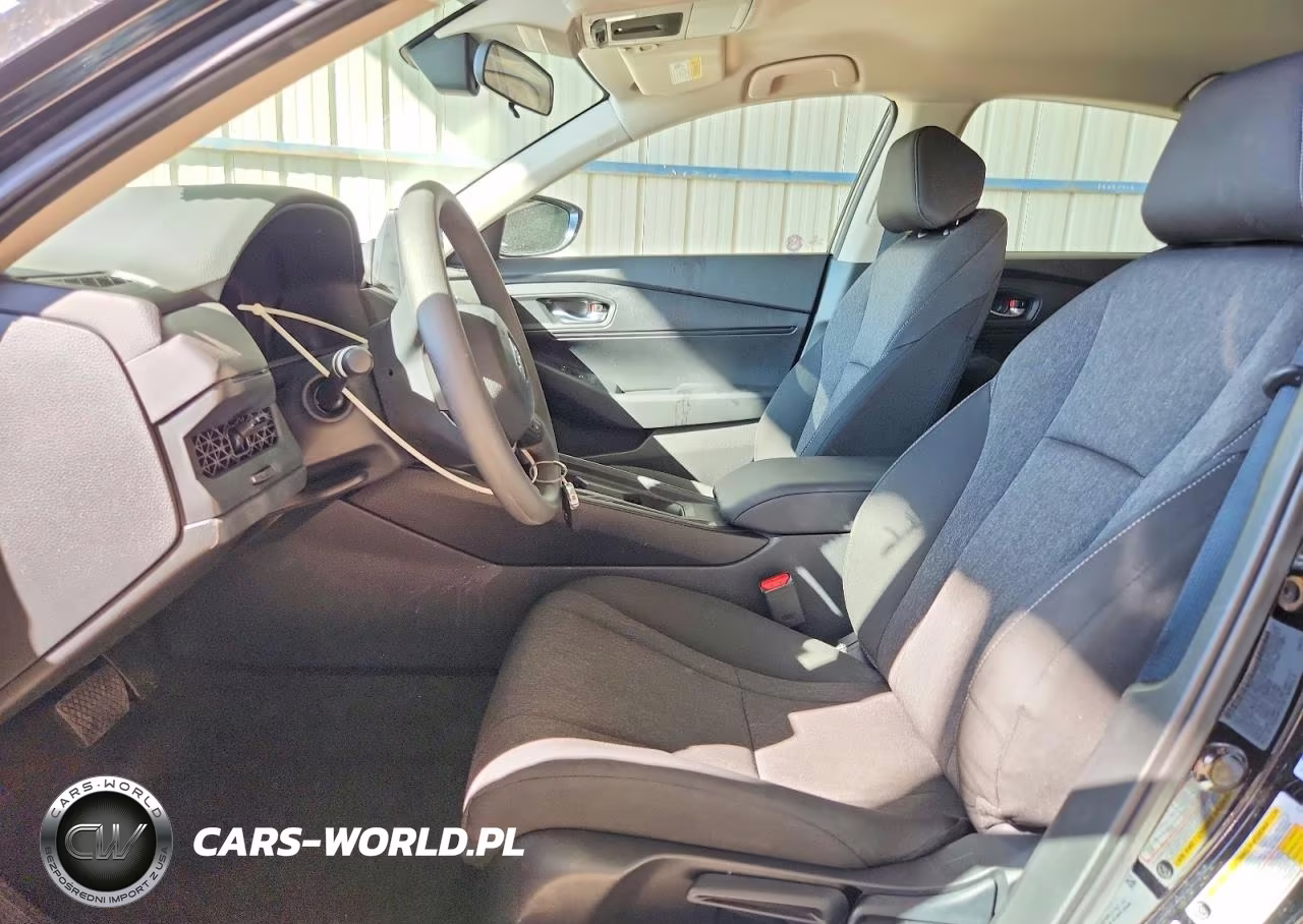 2026 Honda Accord Lx VIN:1HGCY1F23TA025172 - 7