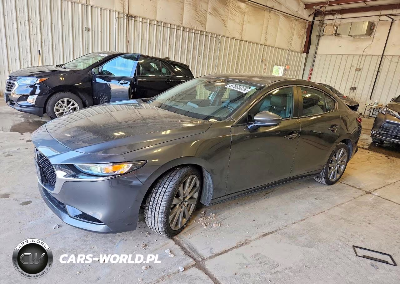 2022 Mazda 3 Preferred – zdjęcie 1 z 12