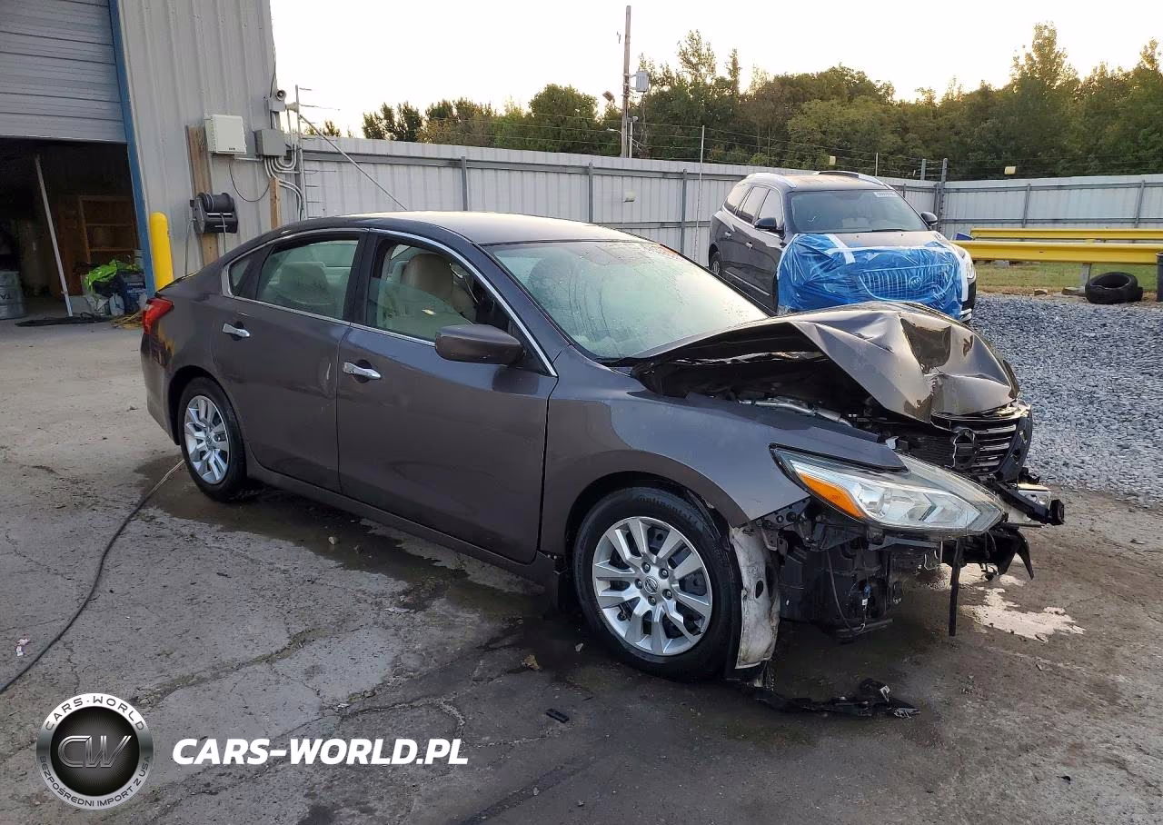 2017 Nissan Altima 2.5 S VIN:1N4AL3AP3HN334410 - 4