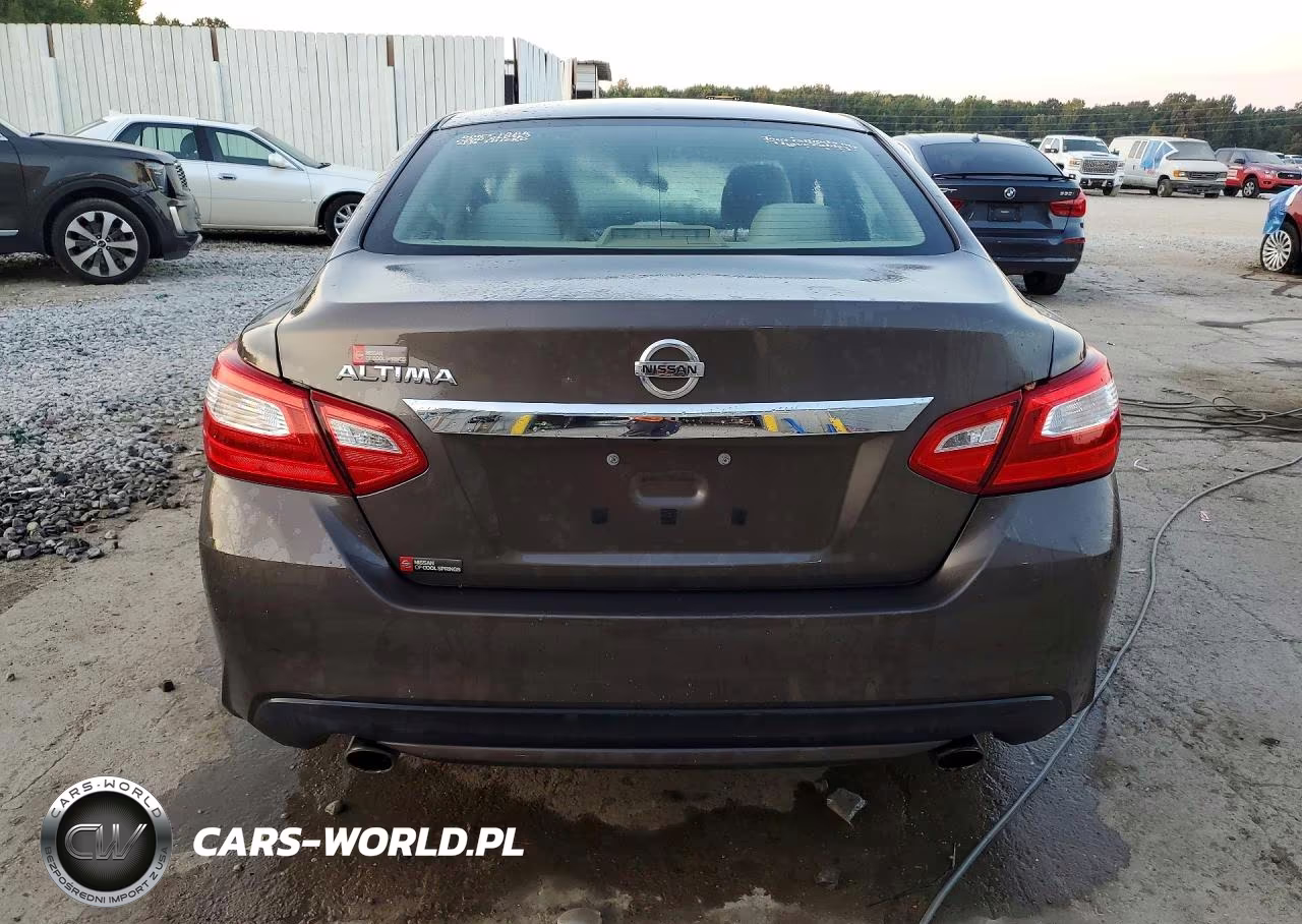 2017 Nissan Altima 2.5 S VIN:1N4AL3AP3HN334410 - 6