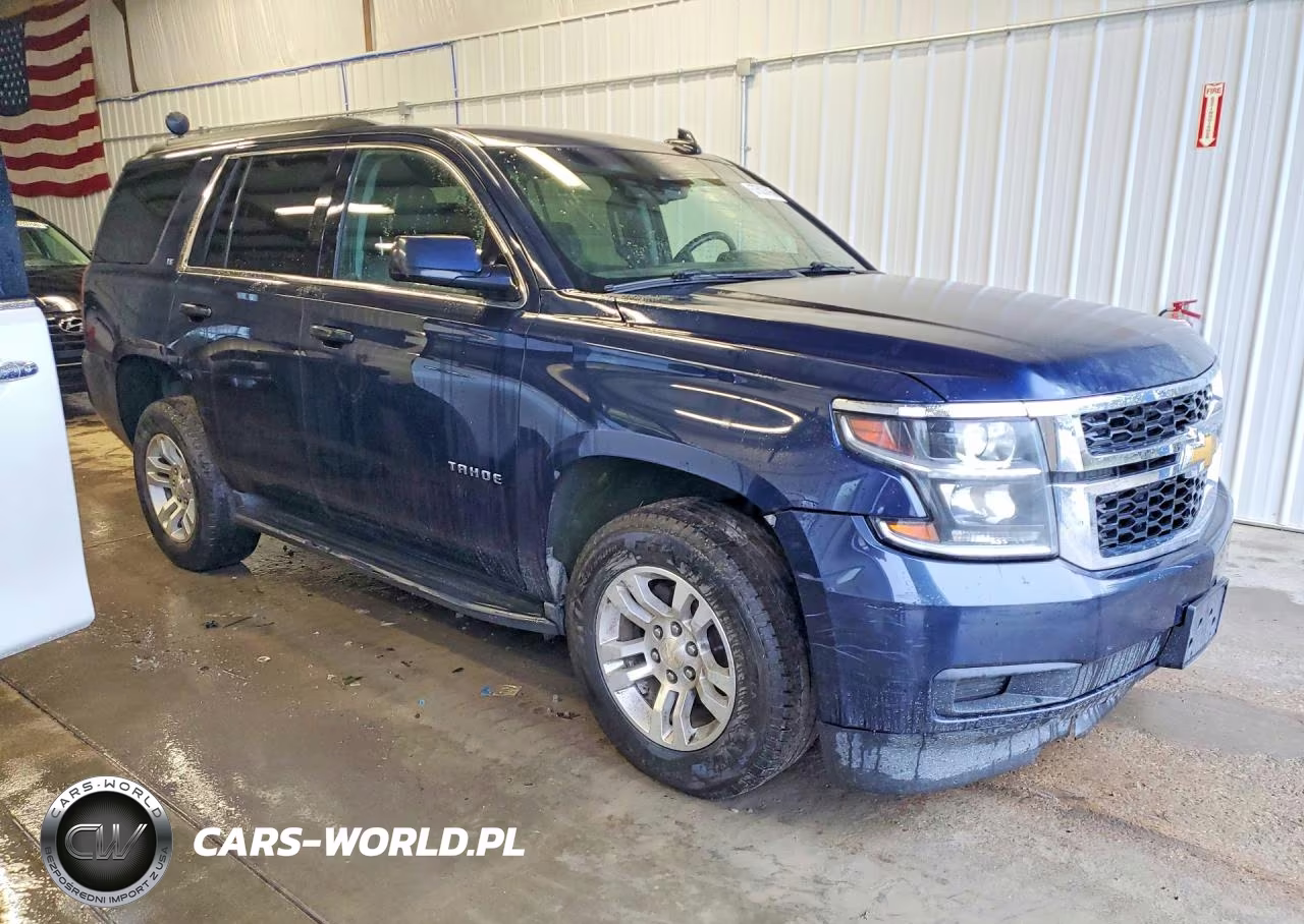 2019 Chevrolet Tahoe K1500 Lt VIN:1GNSKBKC2KR364612 - 4