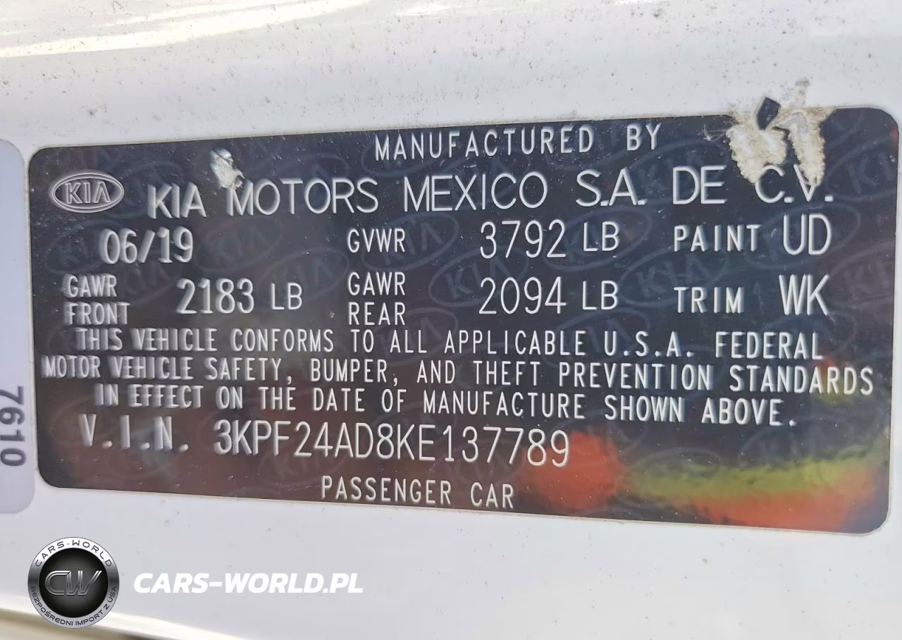 2019 Kia Forte Lxs VIN:3KPF24AD8KE137789 - 12