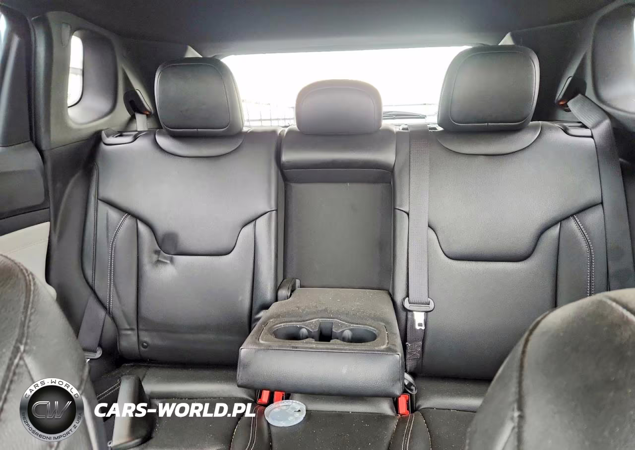 2025 Jeep Compass Limited VIN:3C4NJDCN6ST578370 - 10