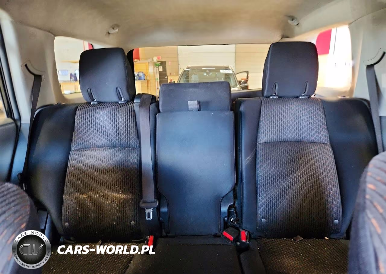 2011 Toyota 4Runner Sr5 VIN:JTEBU5JR1B5073600 - 10
