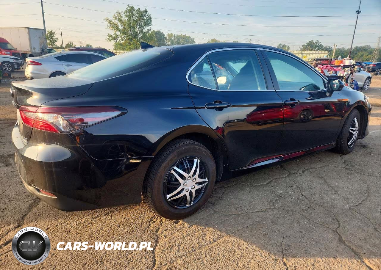 2024 Toyota Camry Le VIN:4T1C31AK0RU064289 - 3