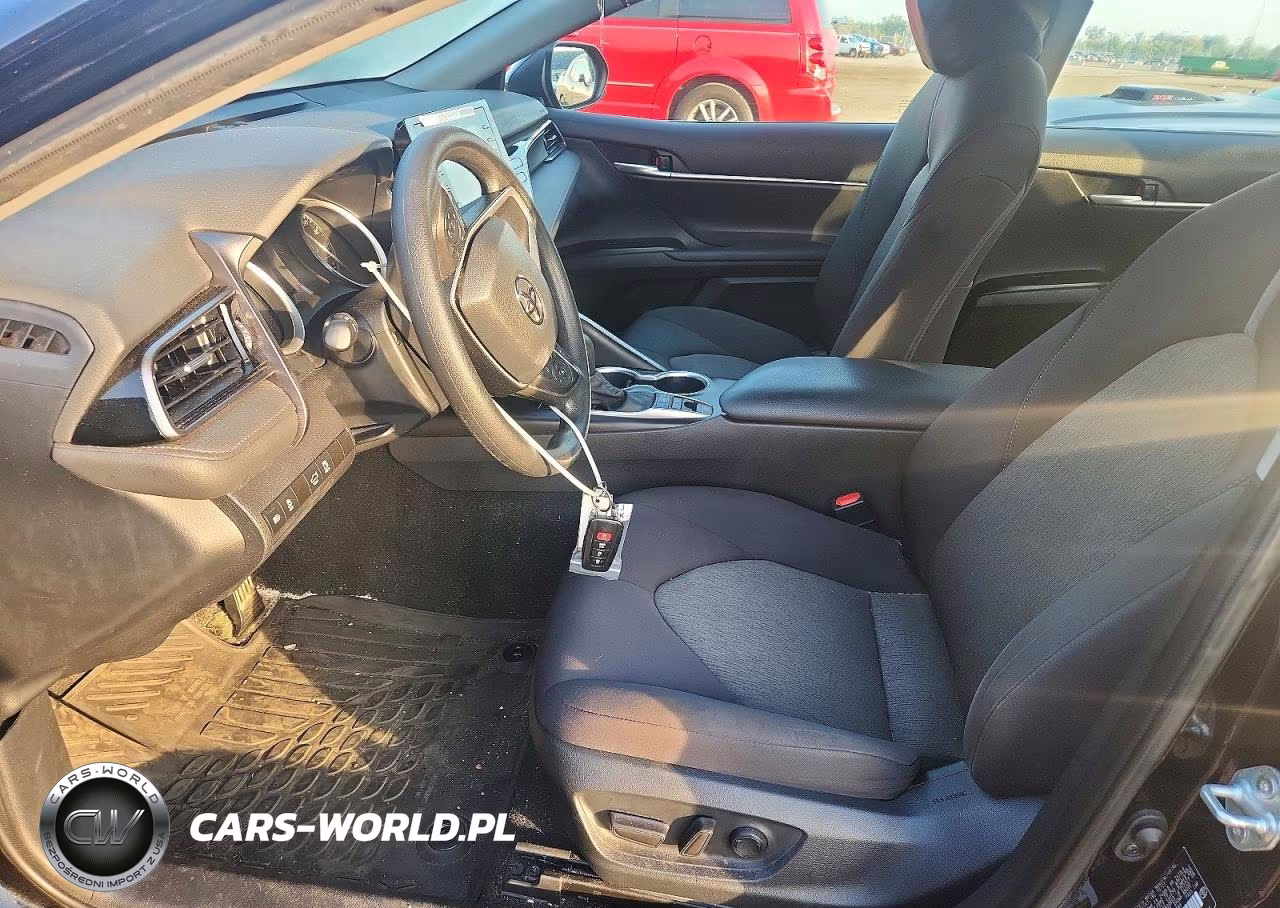 2024 Toyota Camry Le VIN:4T1C31AK0RU064289 - 7
