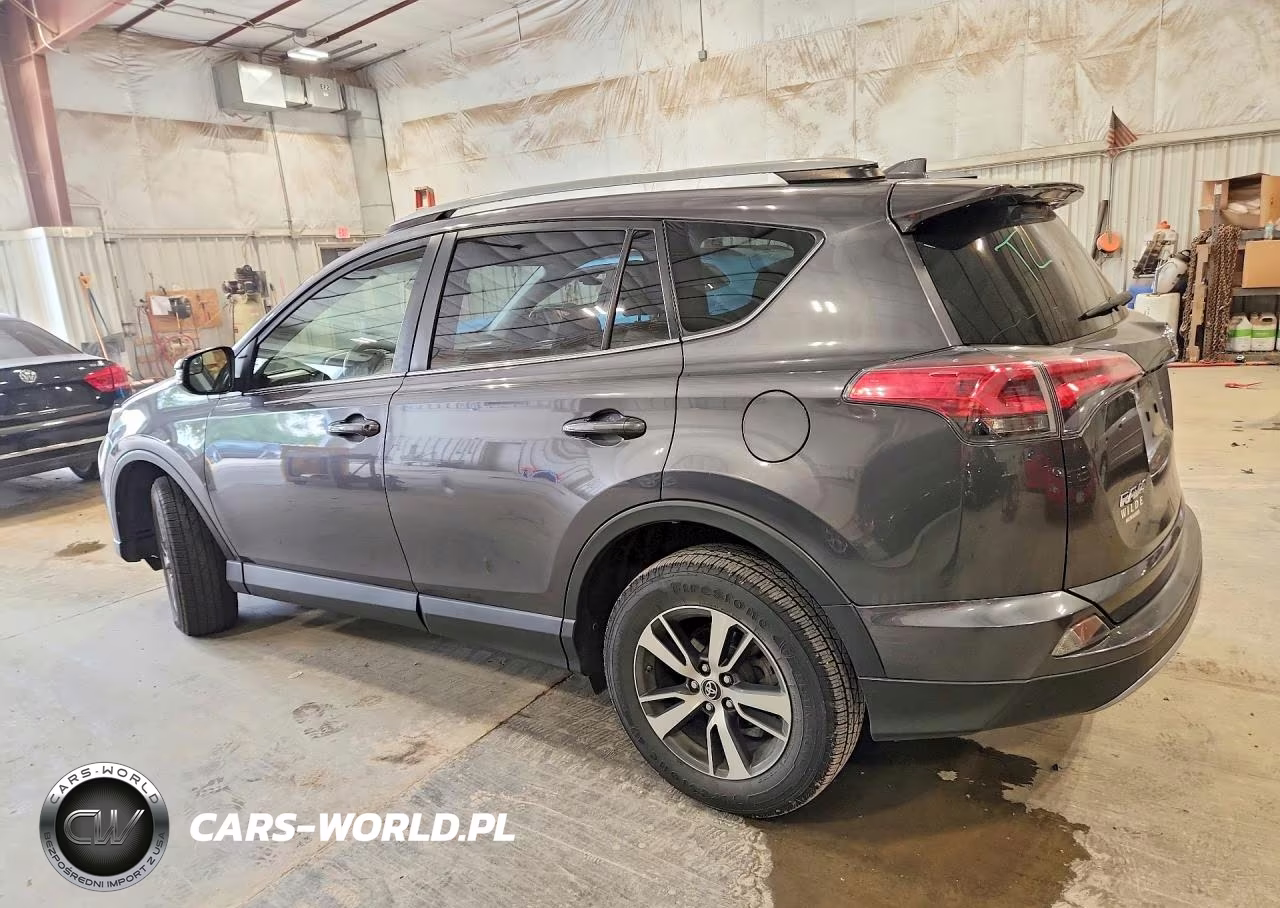 2017 Toyota Rav4 Xle VIN:JTMRFREV7HJ117479 - 2
