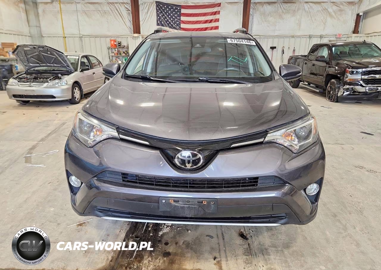 2017 Toyota Rav4 Xle VIN:JTMRFREV7HJ117479 - 5