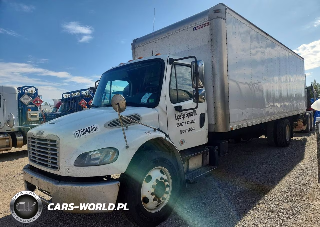 2015 Freightliner Business Class M2 Box Truck