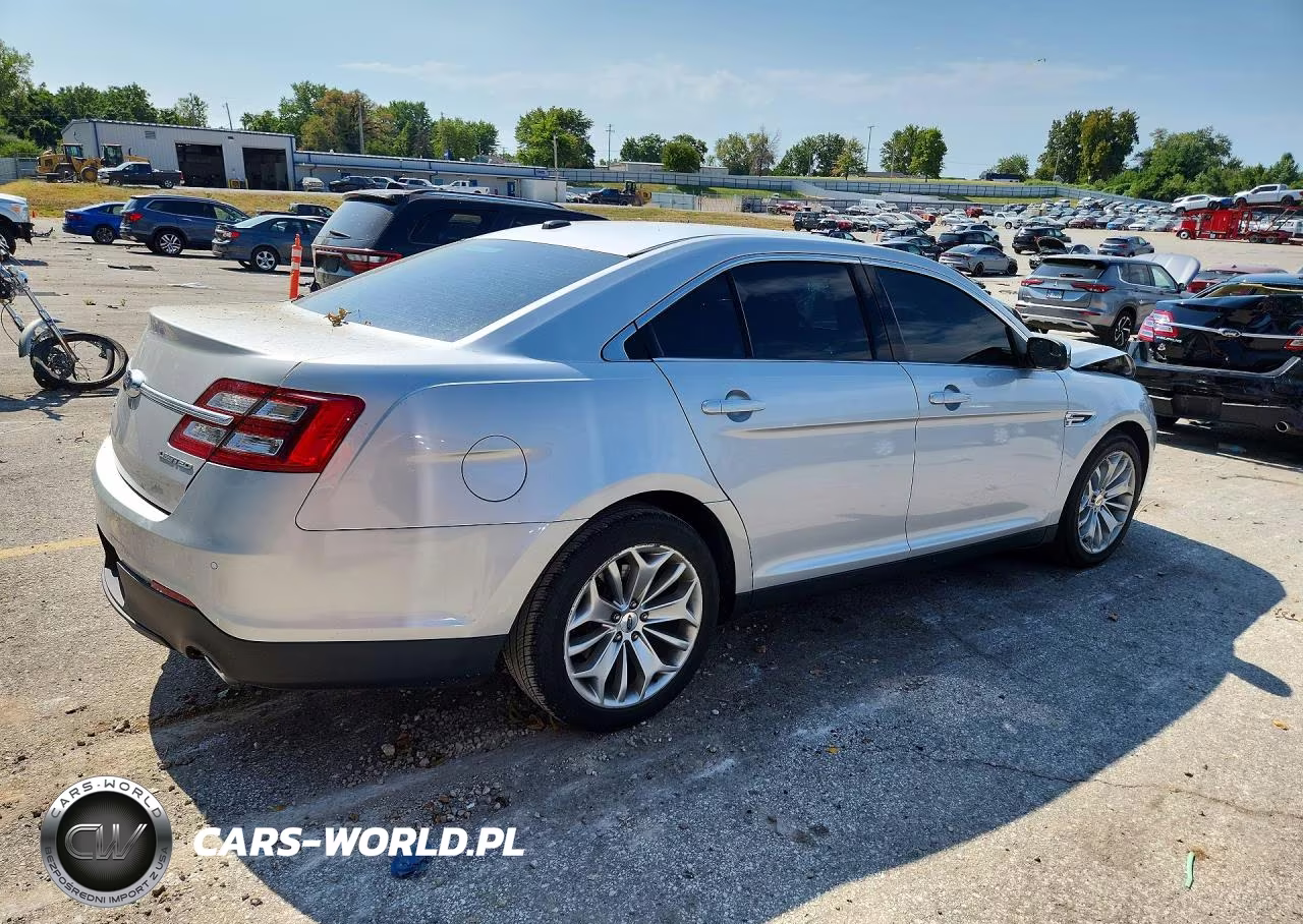2015 Ford Taurus Limited VIN:1FAHP2F86FG116235 - 3