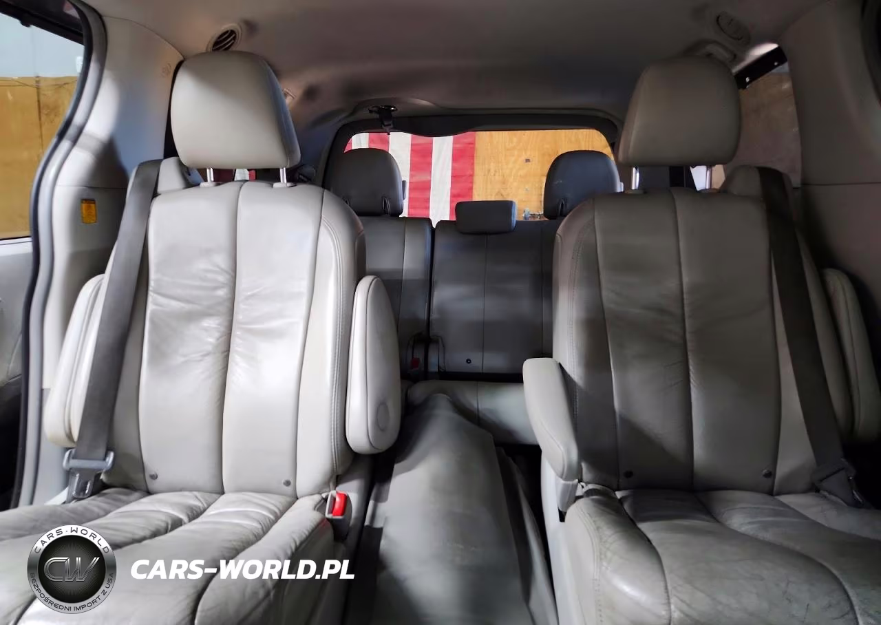 2011 Toyota Sienna Xle 7-Passenger VIN:5TDDK3DC1BS007198 - 10