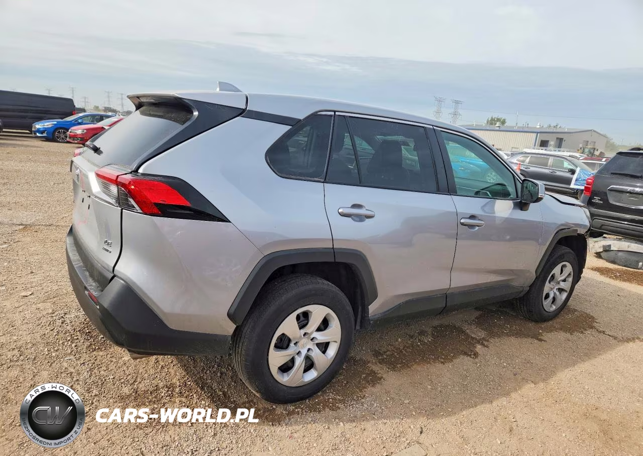 2024 Toyota Rav4 Le VIN:2T3G1RFV2RW479095 - 3