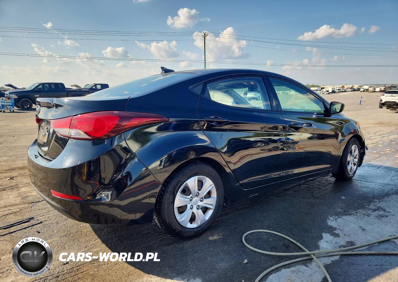 2016 Hyundai Elantra VIN:KMHDH4AE5GU541832 - 3