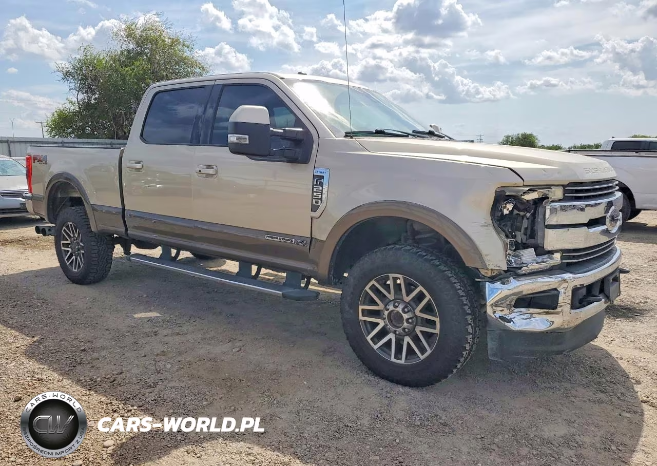 2017 Ford F250 Super Duty VIN:1FT7W2BTXHED41047 - 4