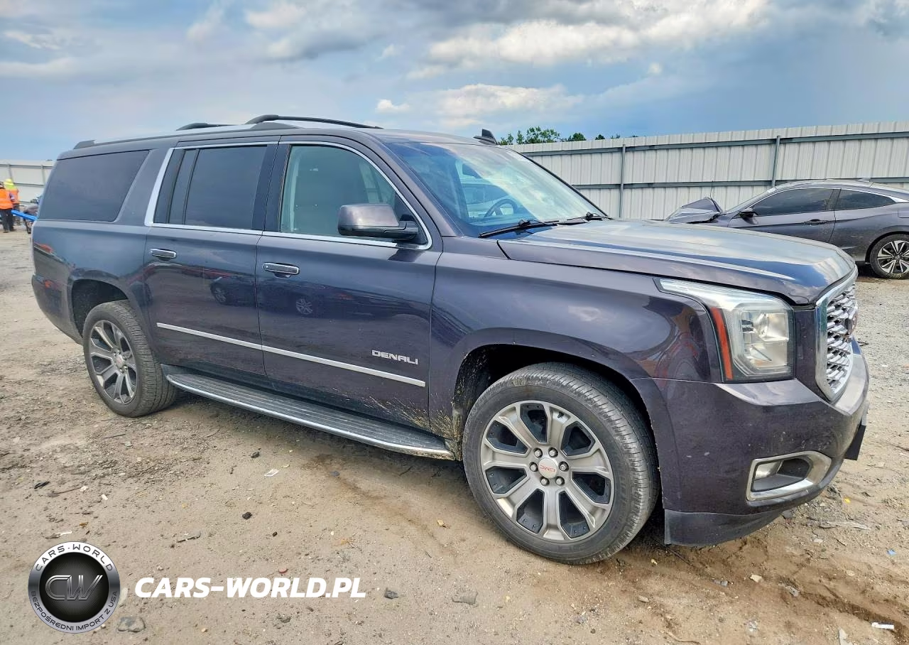 2018 GMC Yukon Xl Denali VIN:1GKS2HKJ4JR248017 - 4