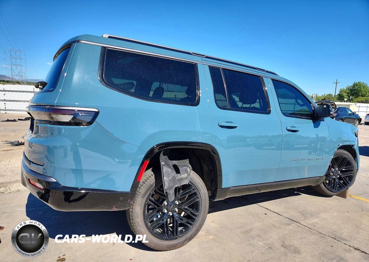 2026 Jeep Grand Wagoneer Limited VIN:1C4SJVBP4TS174806 - 3