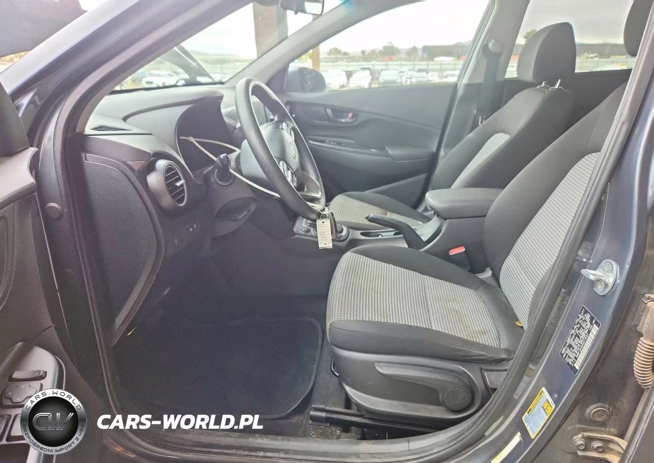 2019 Hyundai Kona Se VIN:KM8K12AA6KU213437 - 7