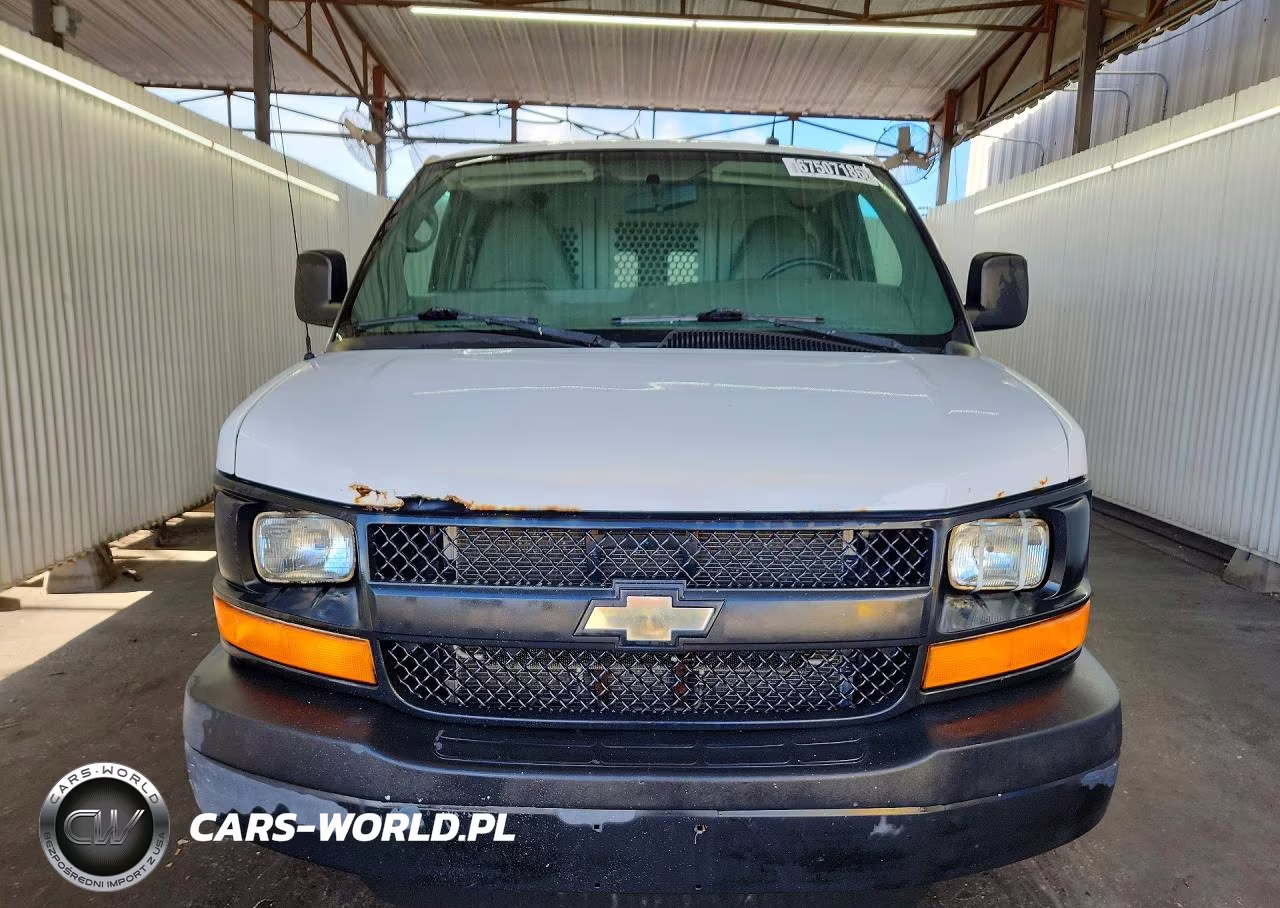 2015 Chevrolet Express G2500 VIN:1GCWGFFF5F1107469 - 5