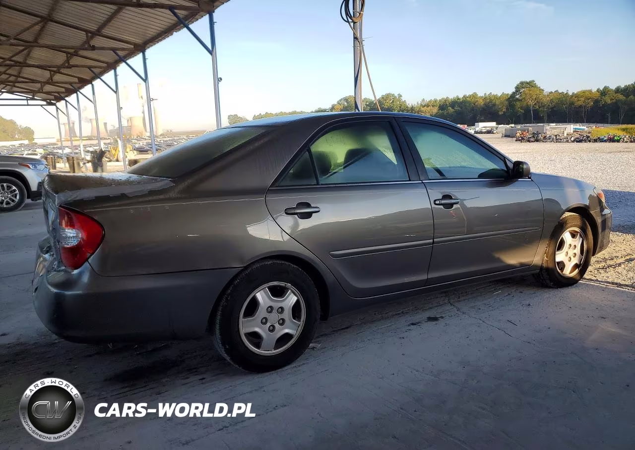 2002 Toyota Camry Le V6 VIN:4T1BF30K12U516966 - 3