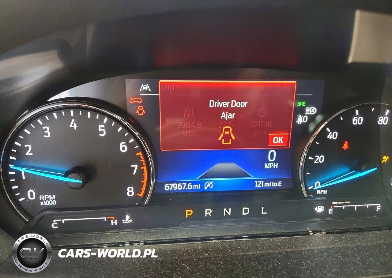 2021 Ford Explorer Xlt VIN:1FMSK8DH6MGB68140 - 9