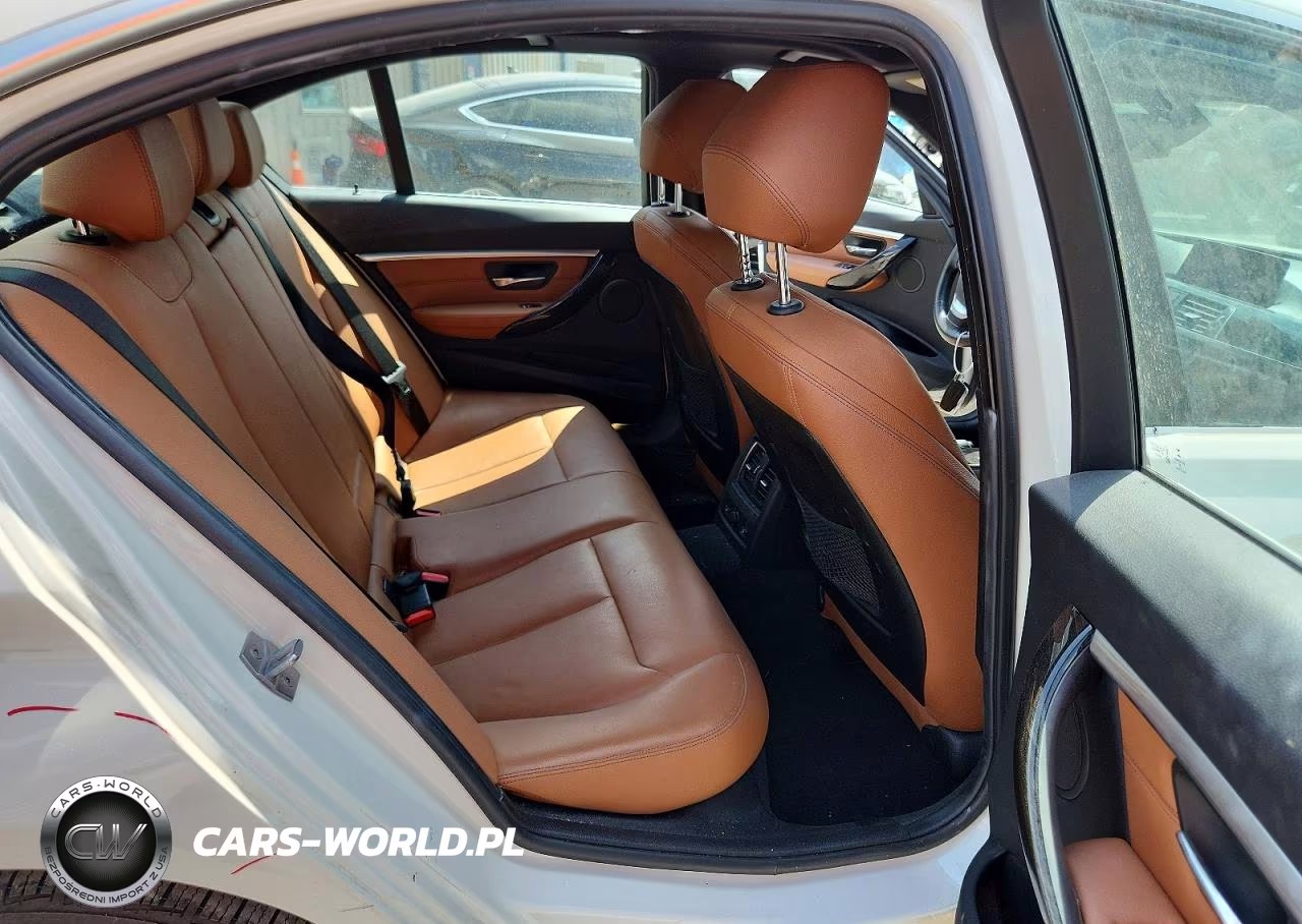 2017 BMW 330 Xi VIN:WBA8D9G38HNU62281 - 10