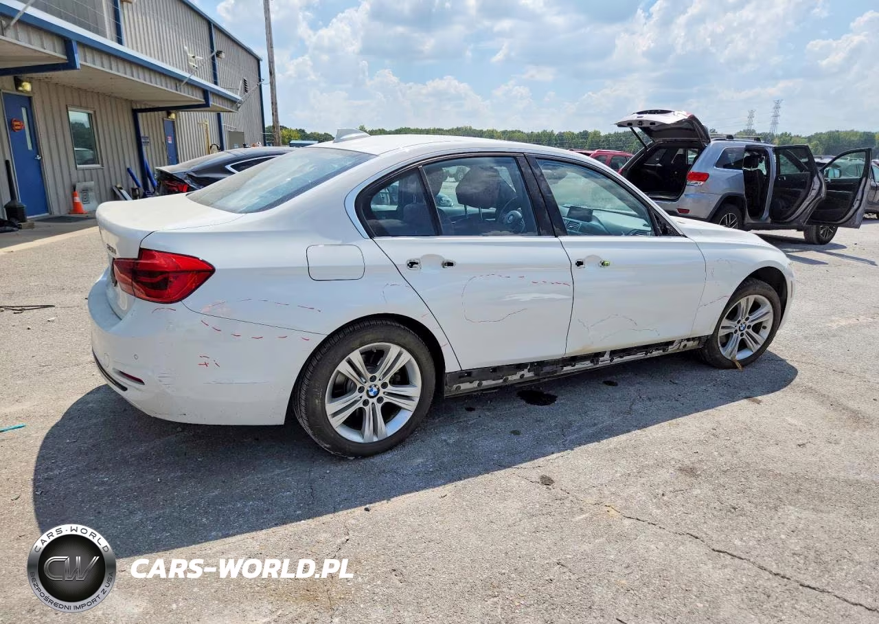 2017 BMW 330 Xi VIN:WBA8D9G38HNU62281 - 3