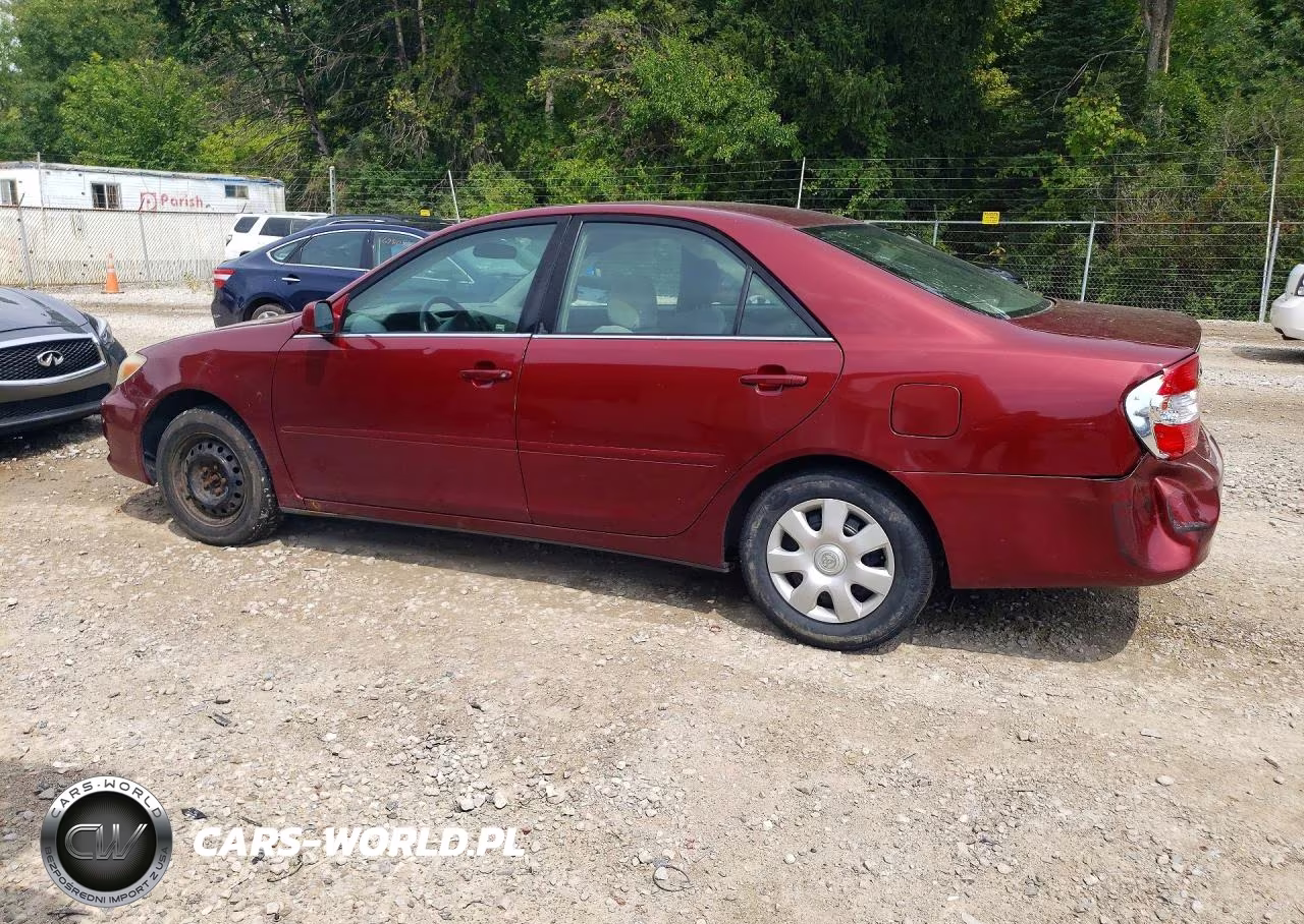 2004 Toyota Camry Le VIN:4T1BE30K64U313884 - 2