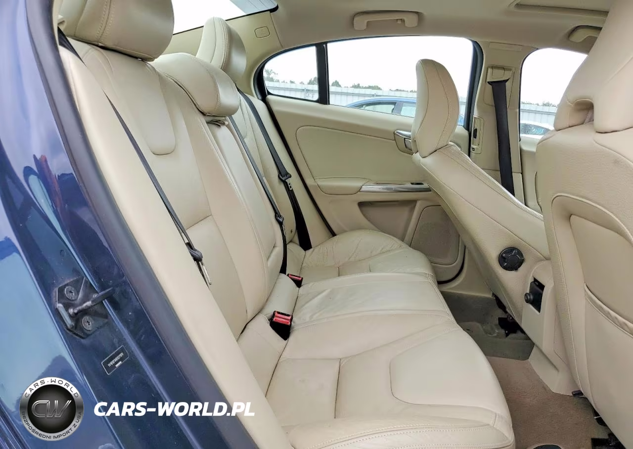 2013 Volvo S60 T5 VIN:YV1612FSXD1227976 - 10