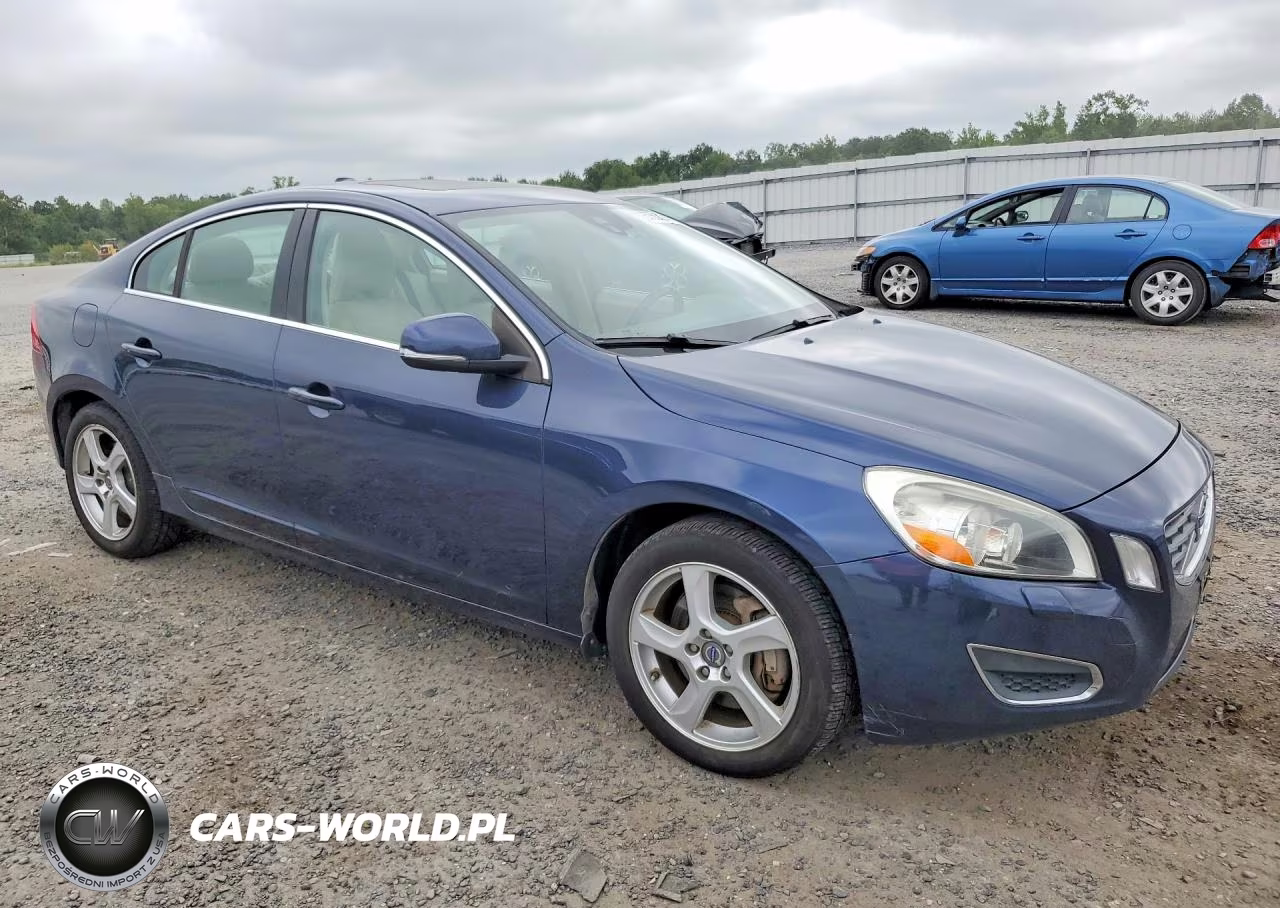 2013 Volvo S60 T5 VIN:YV1612FSXD1227976 - 4