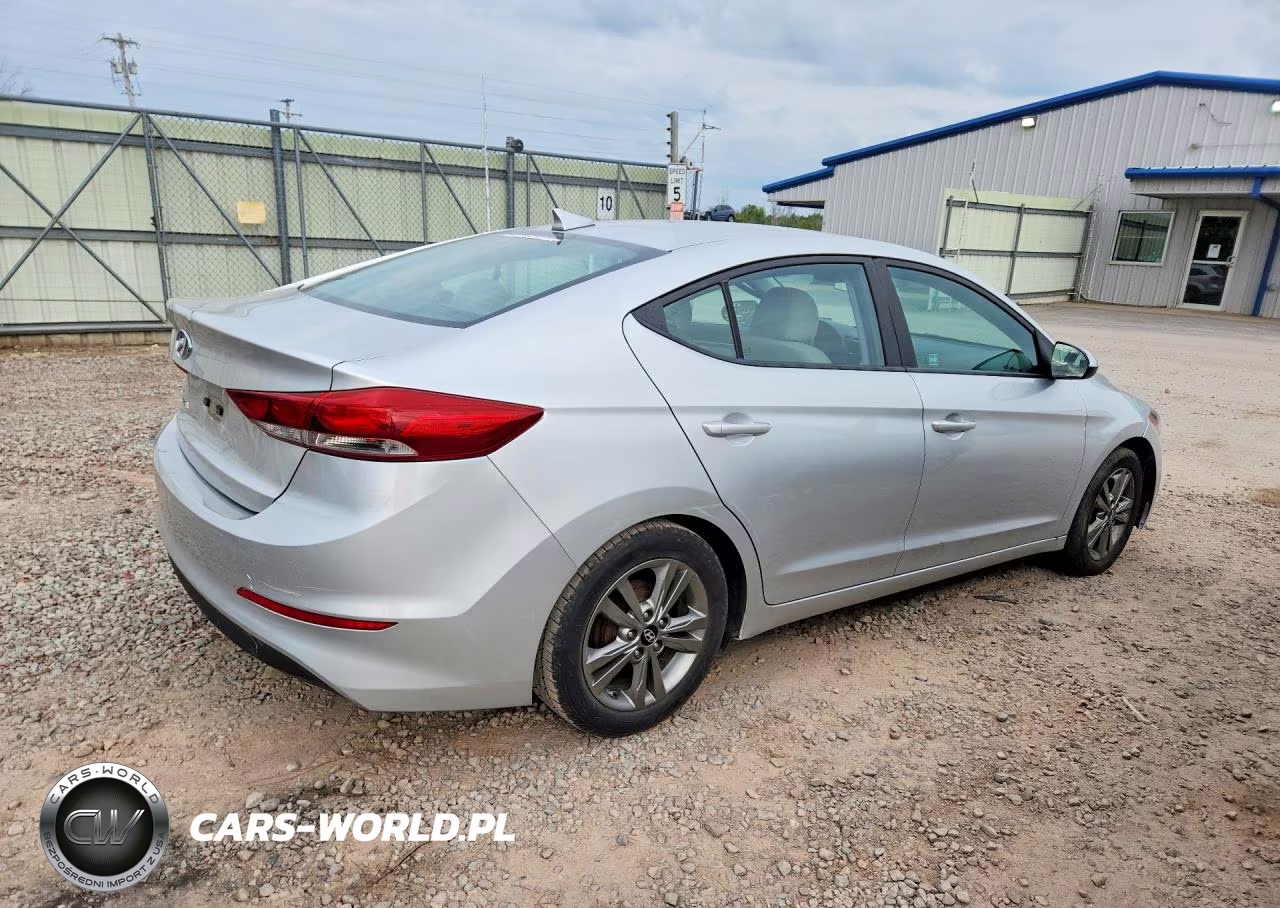 2017 Hyundai Elantra Se VIN:5NPD84LF2HH143998 - 3