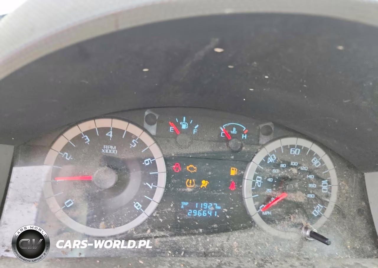 2010 Ford Escape Xls VIN:1FMCU0C74AKB95807 - 9
