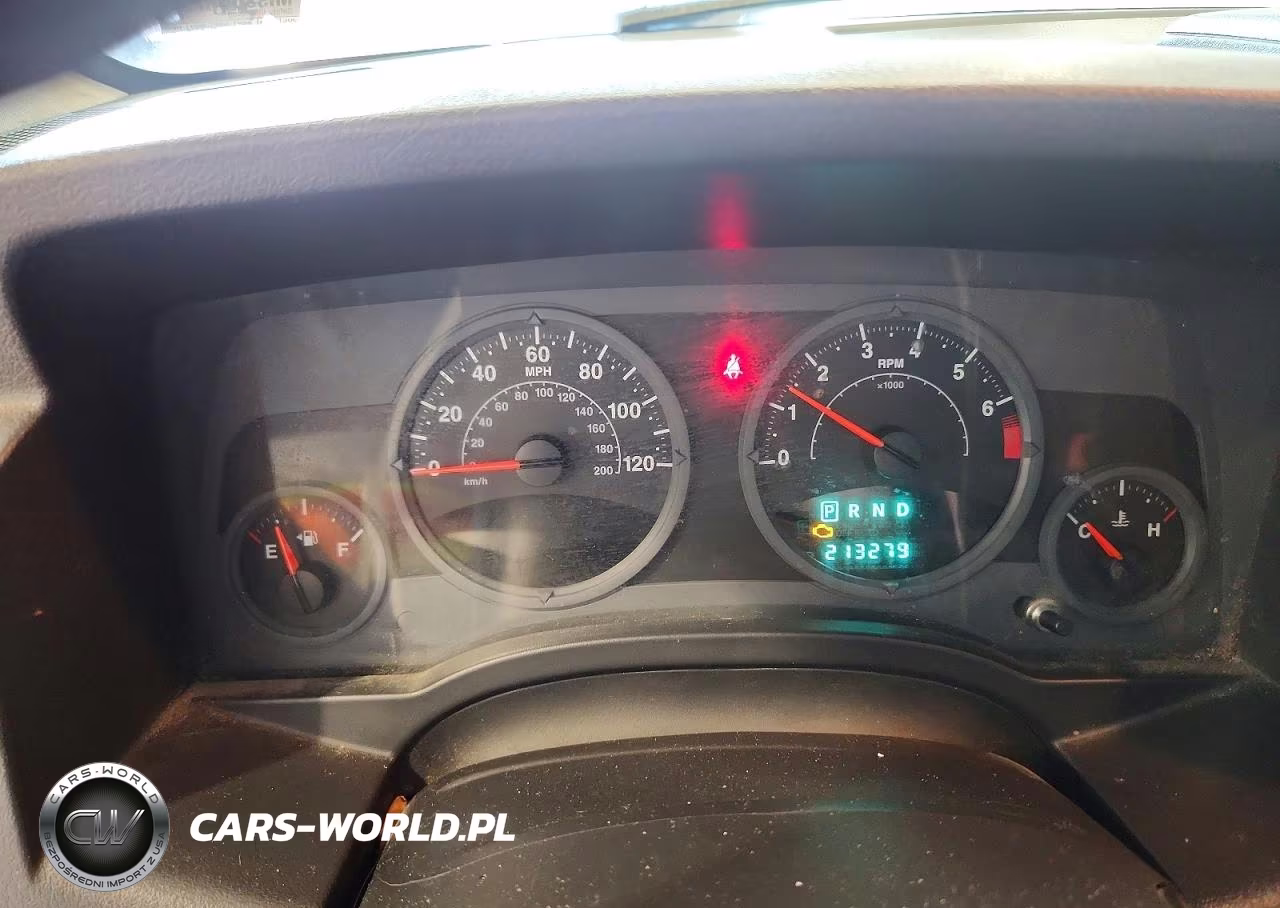 2008 Jeep Patriot Sport VIN:1J8FT28068D637327 - 9