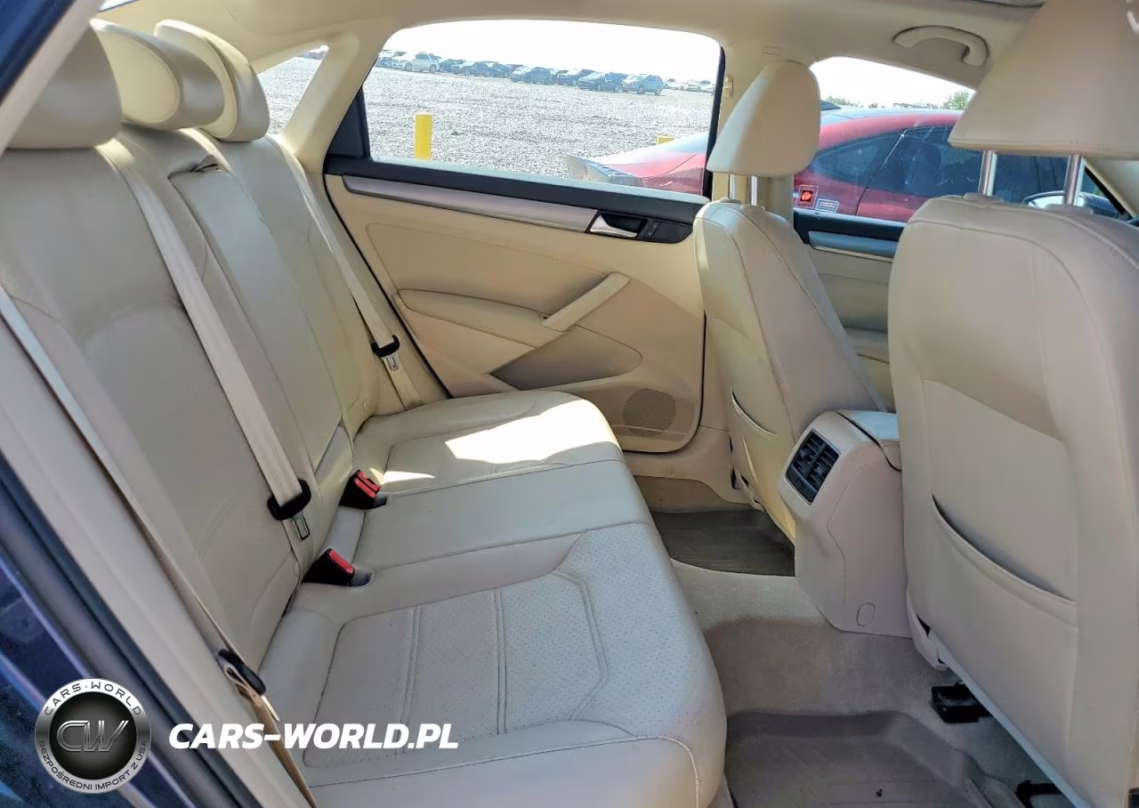2015 Volkswagen Passat Se VIN:1VWBV7A37FC028054 - 10