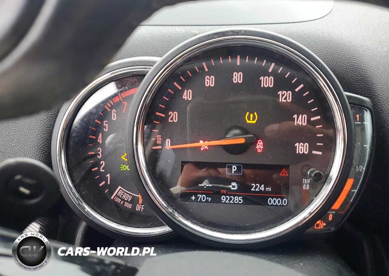 2019 Mini Cooper S Countryman VIN:WMZYT3C52K3E95342 - 9