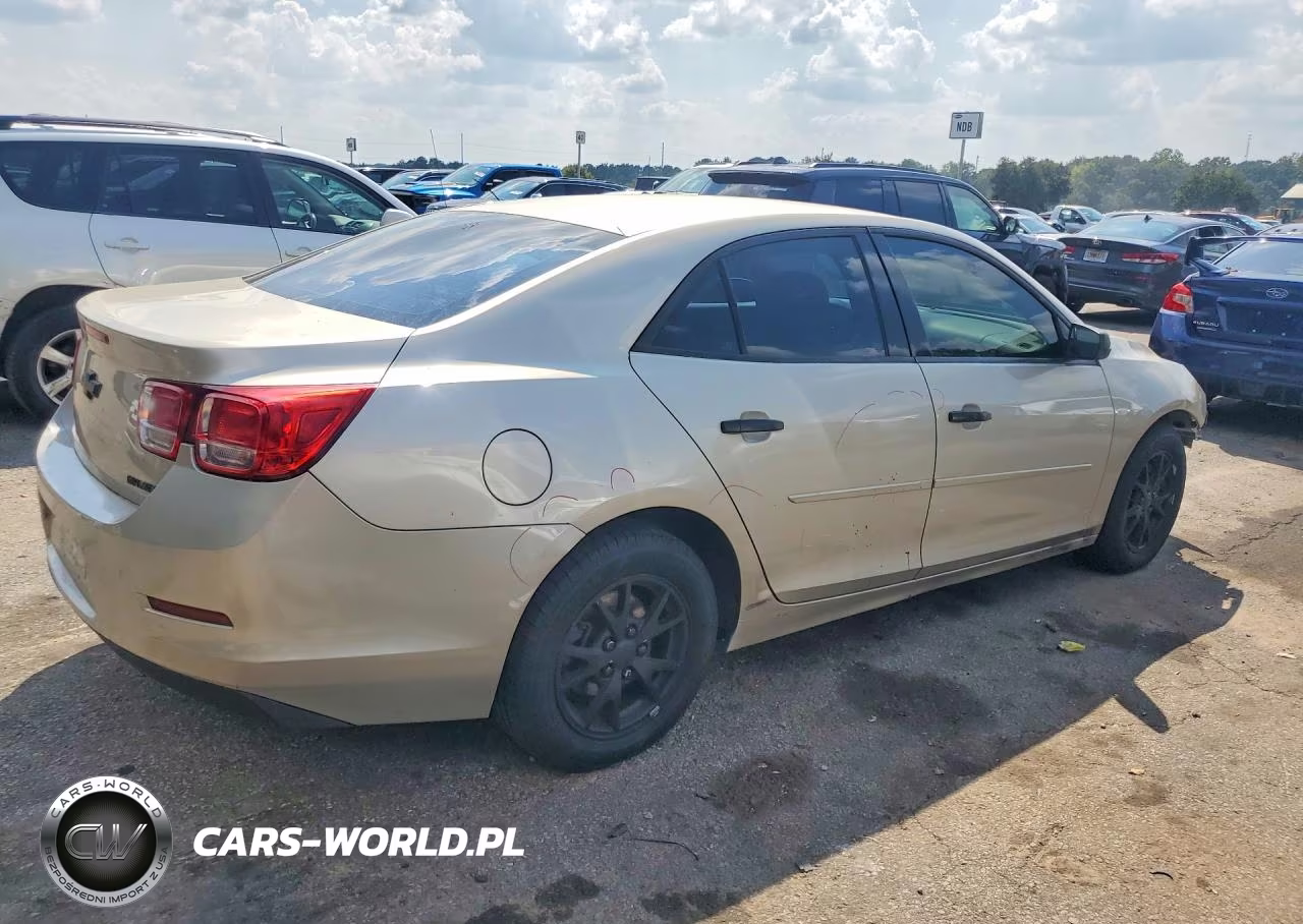 2013 Chevrolet Malibu Ls VIN:1G11A5SA0DF269146 - 3