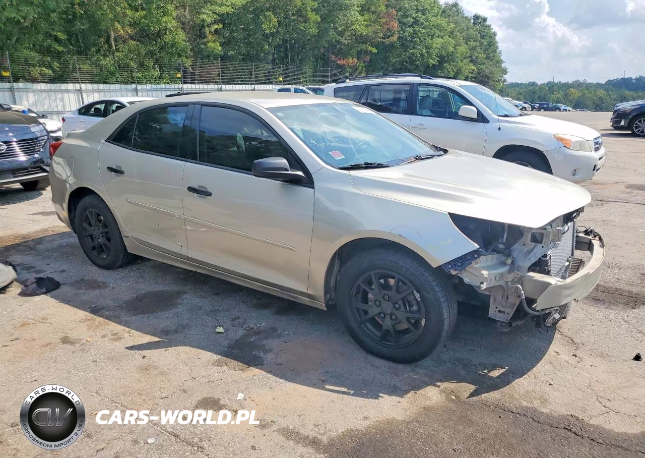 2013 Chevrolet Malibu Ls VIN:1G11A5SA0DF269146 - 4