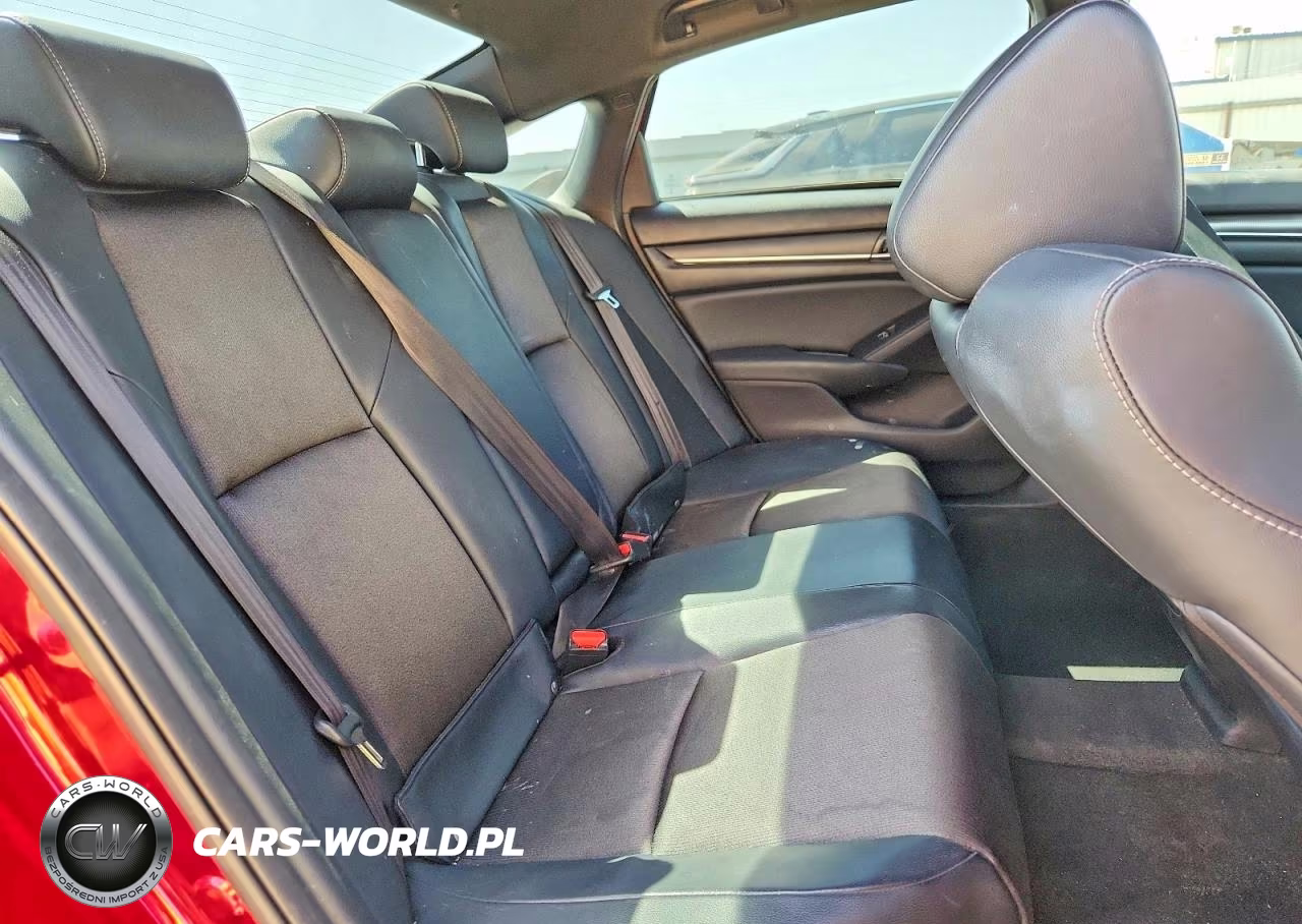 2018 Honda Accord Sport VIN:1HGCV1F34JA247167 - 10