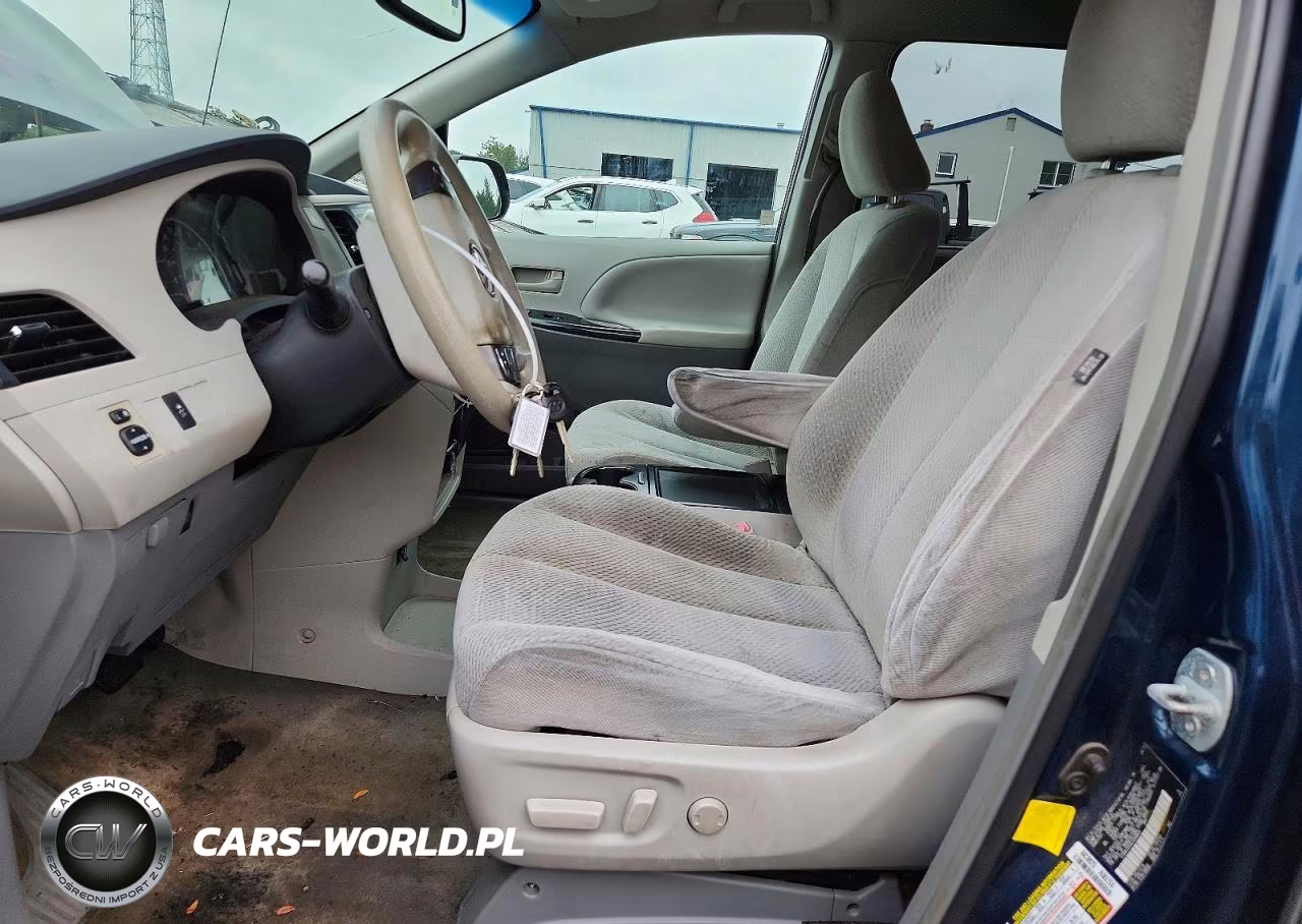 2012 Toyota Sienna Le VIN:5TDKK3DC8CS249835 - 7
