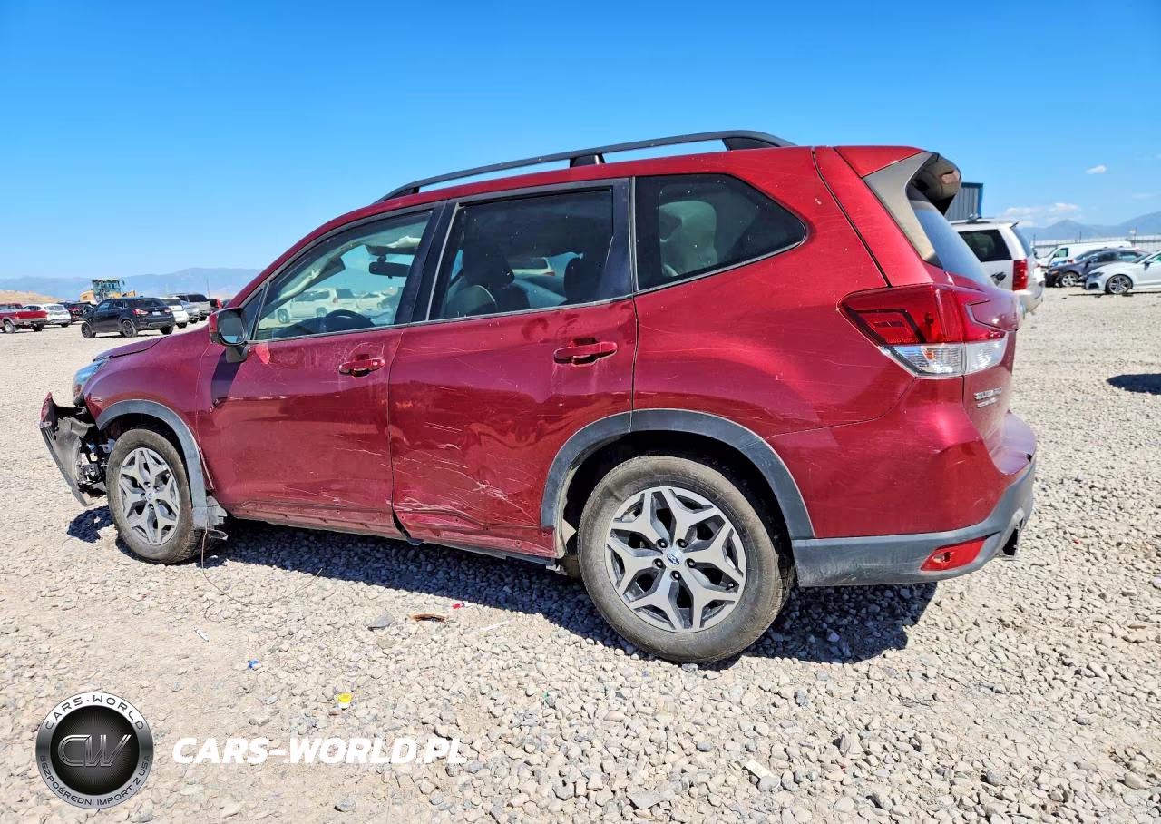 2021 Subaru Forester Premium VIN:JF2SKAFC8MH537217 - 2