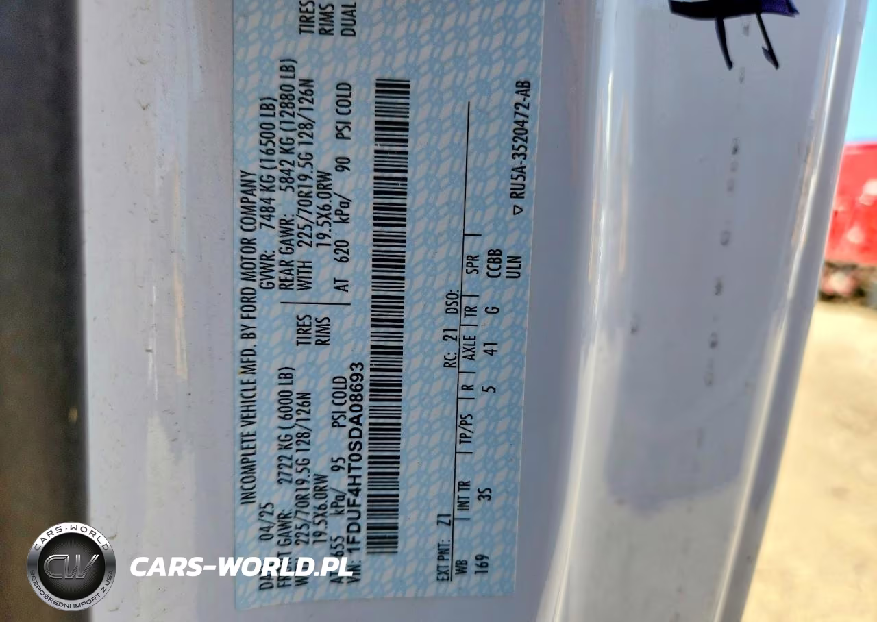 2025 Ford F450 Super Duty VIN:1FDUF4HT0SDA08693 - 13