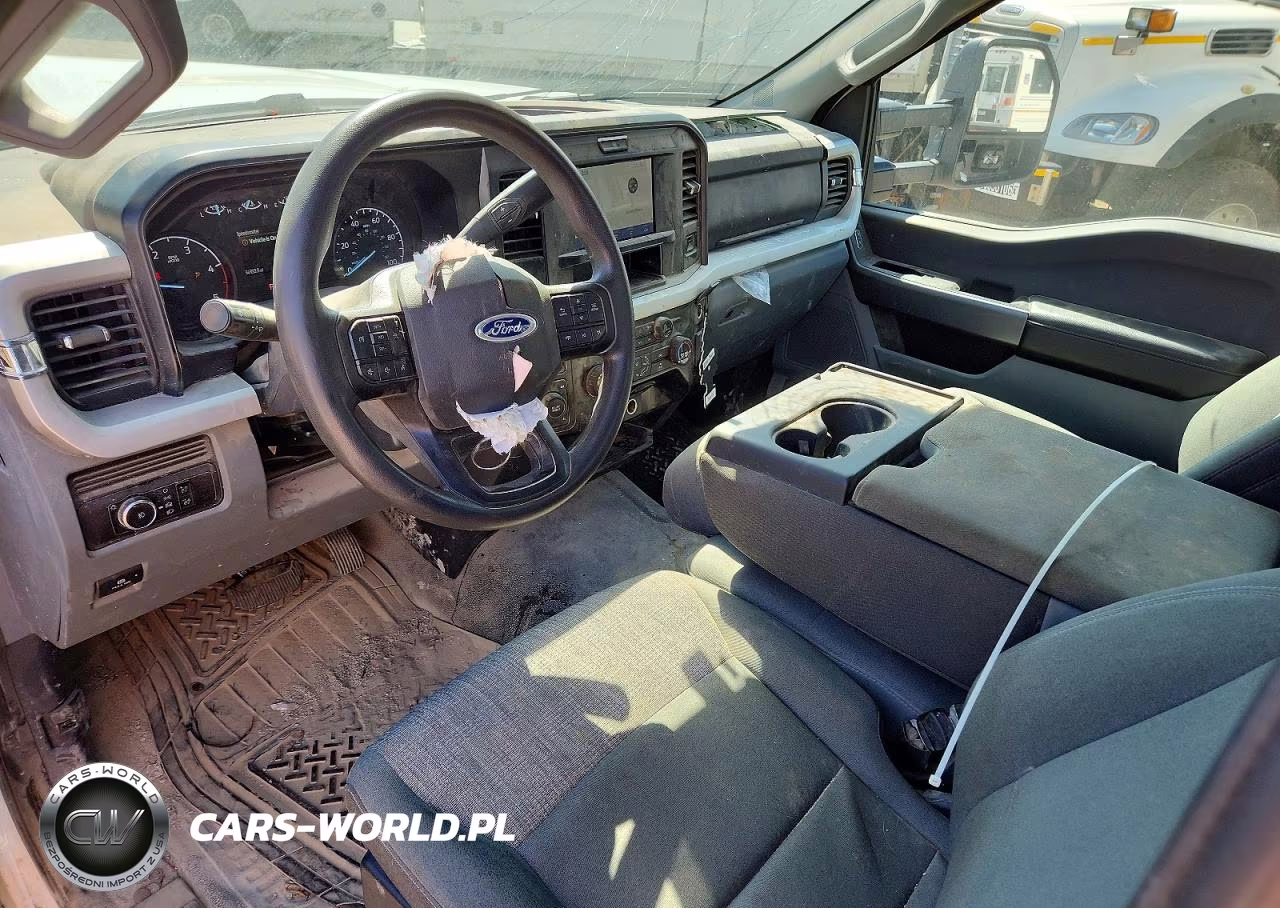 2025 Ford F450 Super Duty VIN:1FDUF4HT0SDA08693 - 8