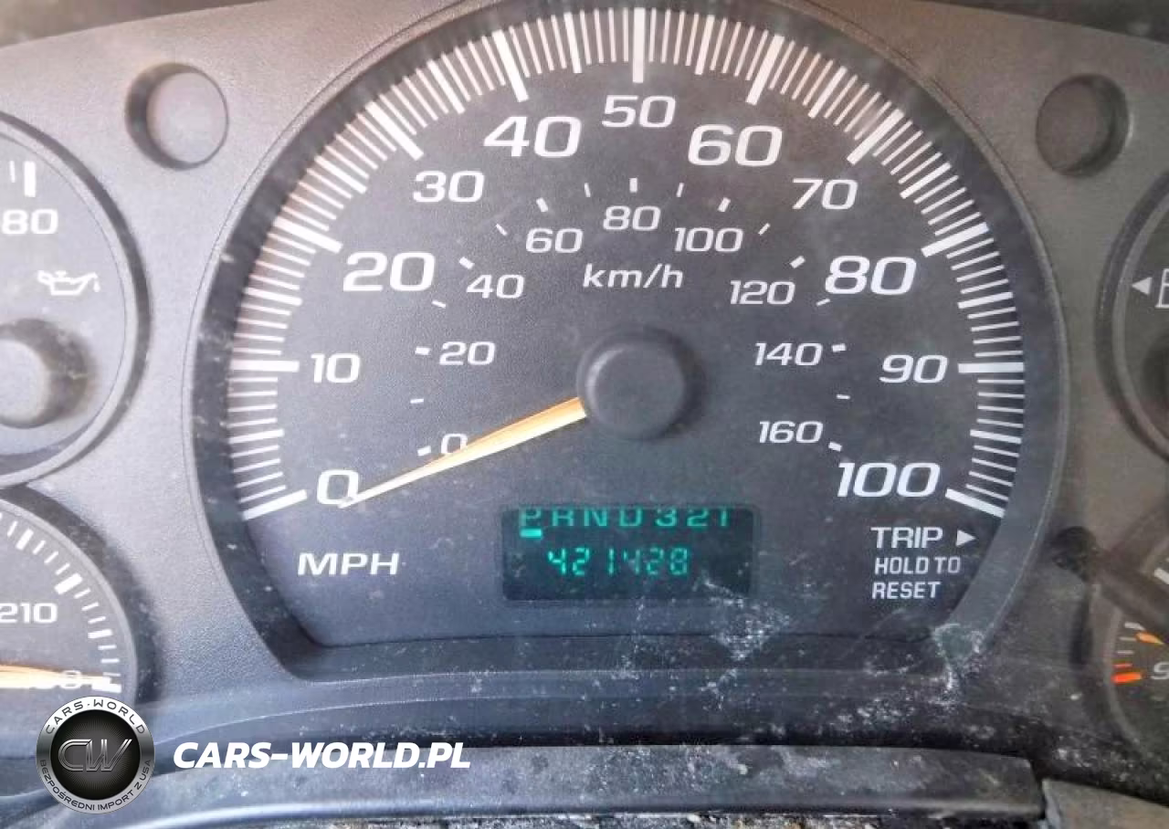 2003 Chevrolet Express G2500 VIN:1GAGG25U331232715 - 8