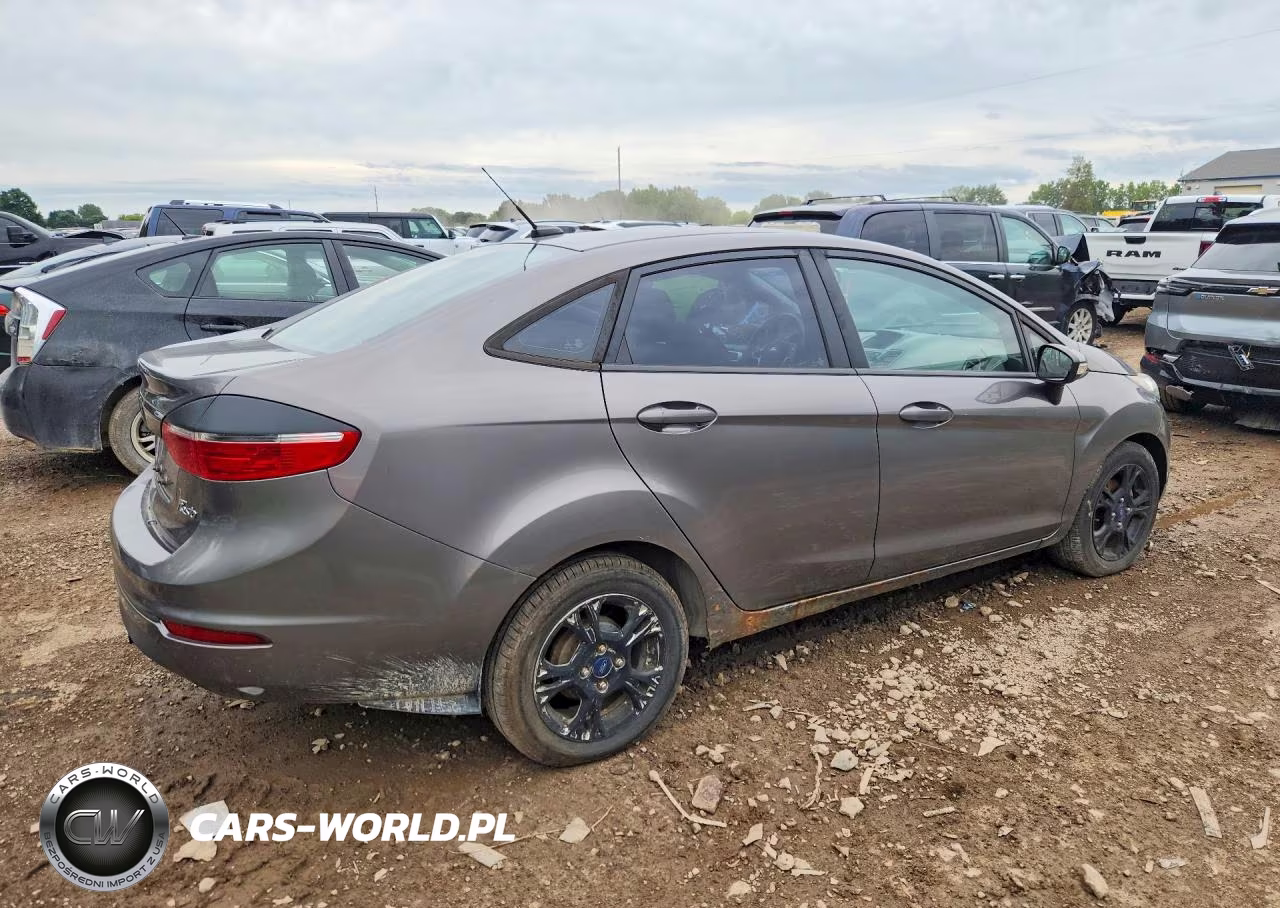 2014 Ford Fiesta Se VIN:3FADP4BJ3EM153296 - 3