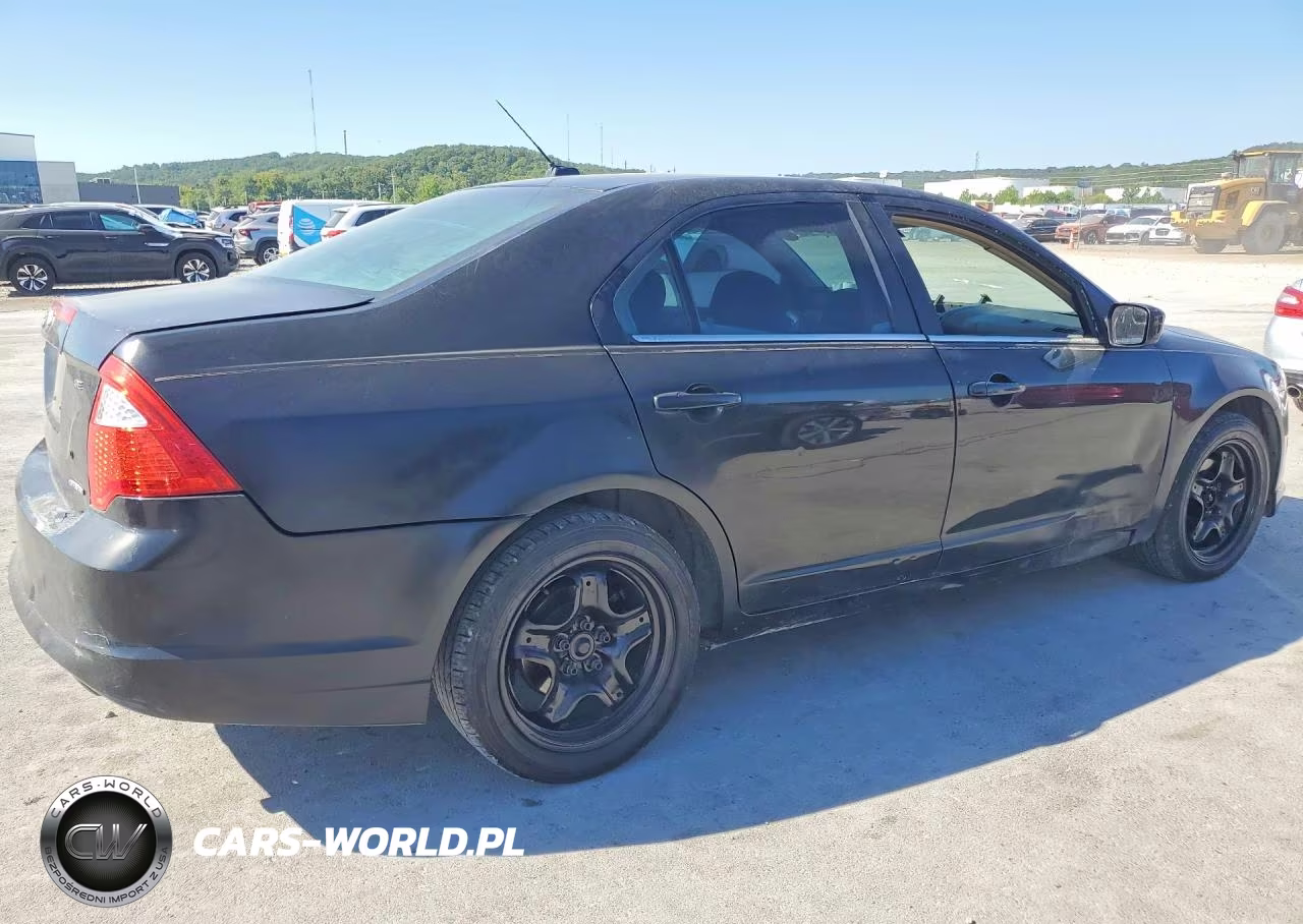 2011 Ford Fusion Se VIN:3FAHP0HG1BR242627 - 3