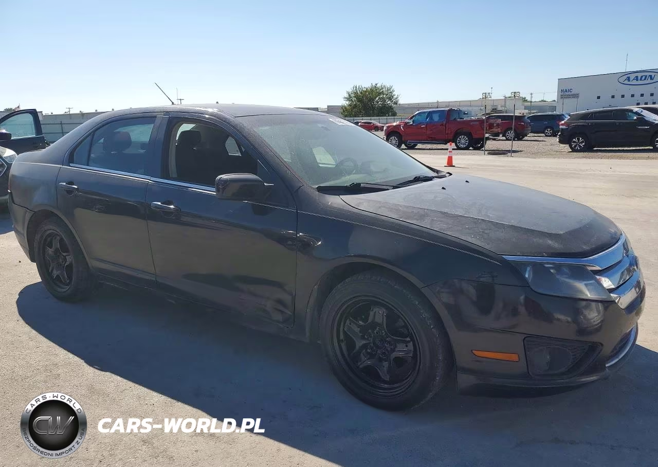 2011 Ford Fusion Se VIN:3FAHP0HG1BR242627 - 4