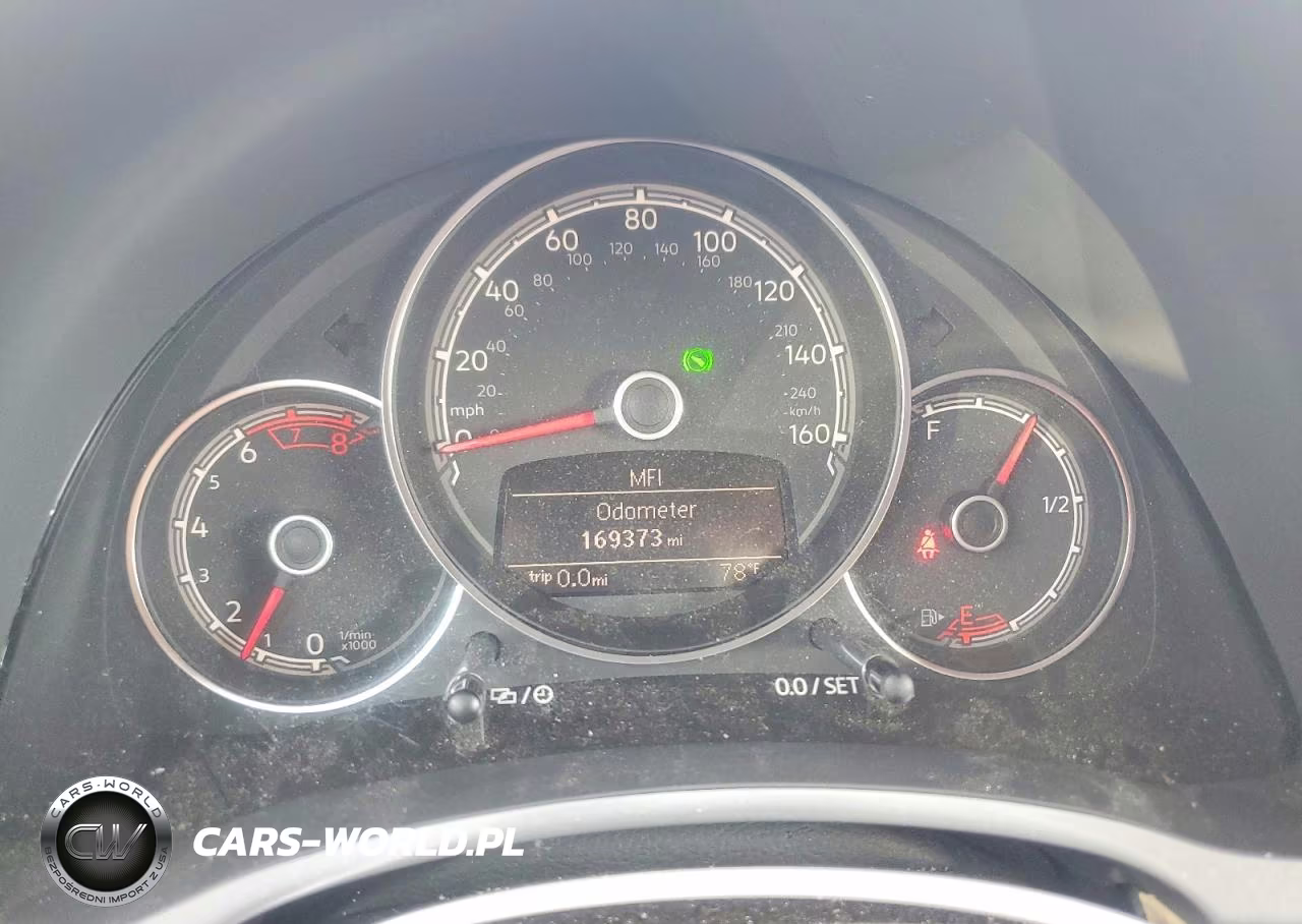 2019 Volkswagen Beetle S VIN:3VW5DAAT3KM502202 - 9