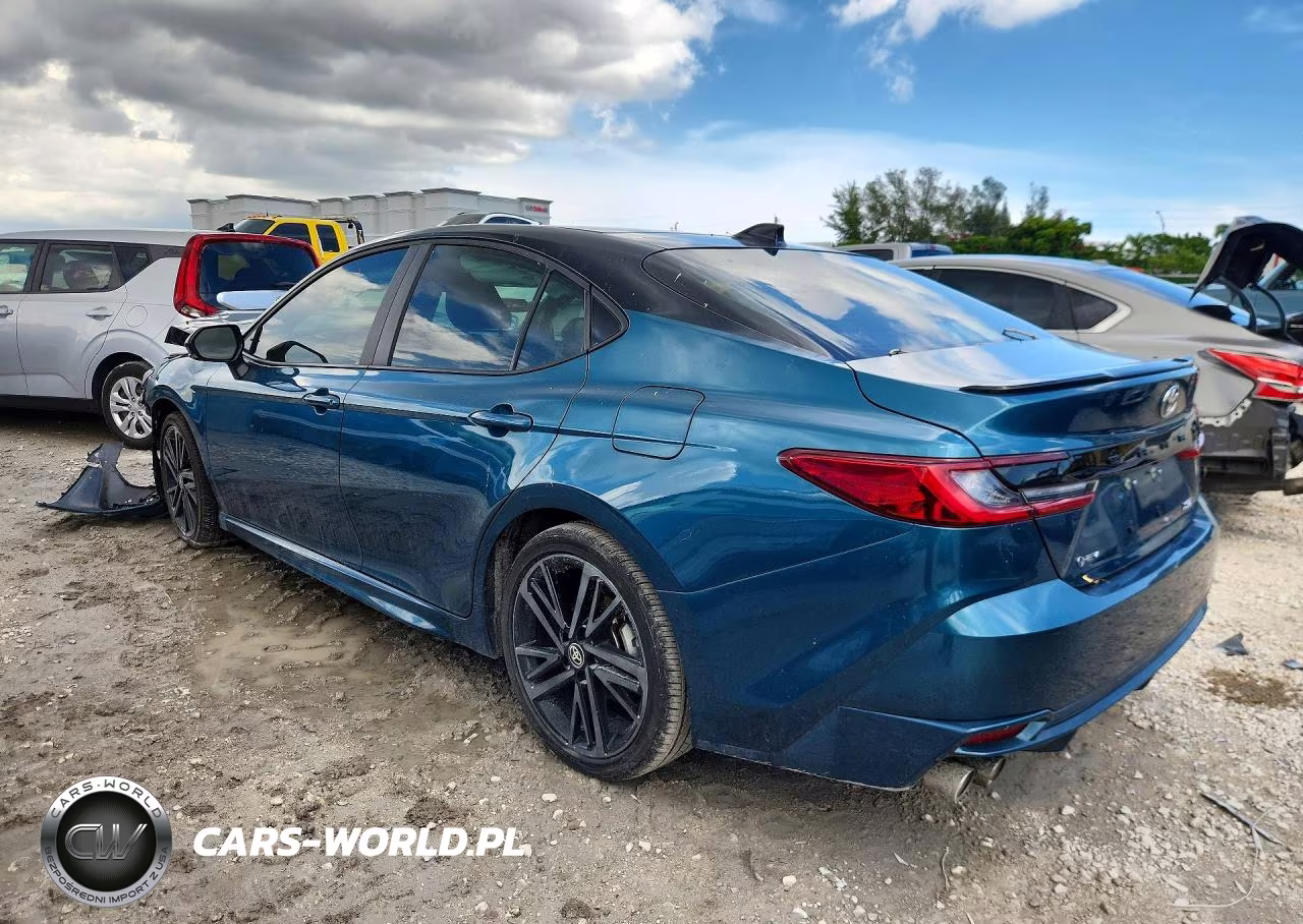 2026 Toyota Camry Xse VIN:4T1DAACK1TU211041 - 2