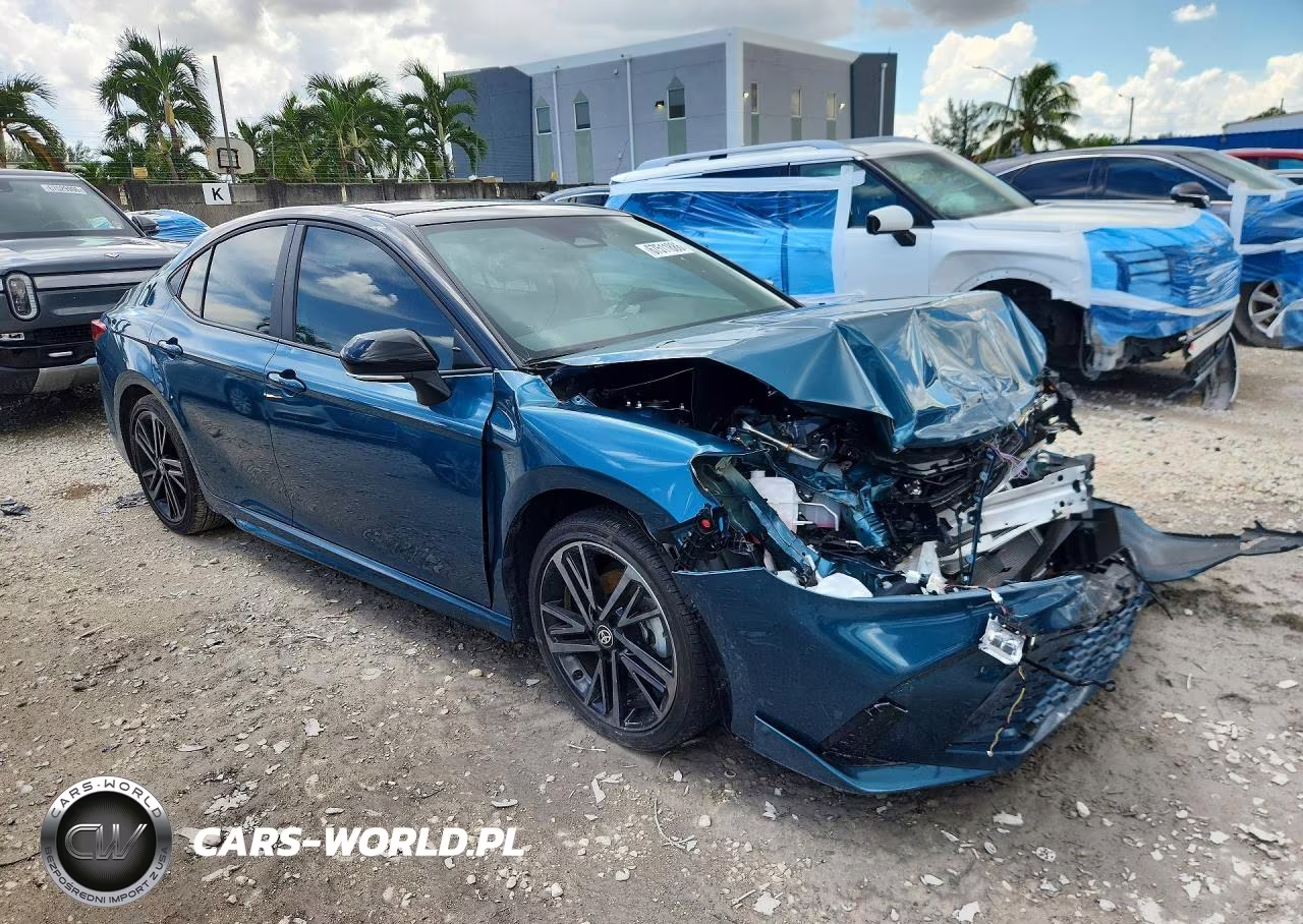 2026 Toyota Camry Xse VIN:4T1DAACK1TU211041 - 4