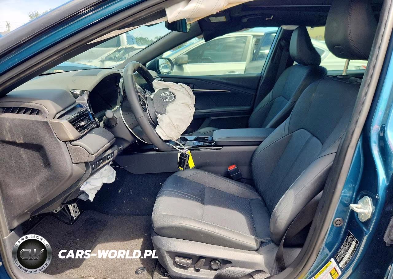 2026 Toyota Camry Xse VIN:4T1DAACK1TU211041 - 7